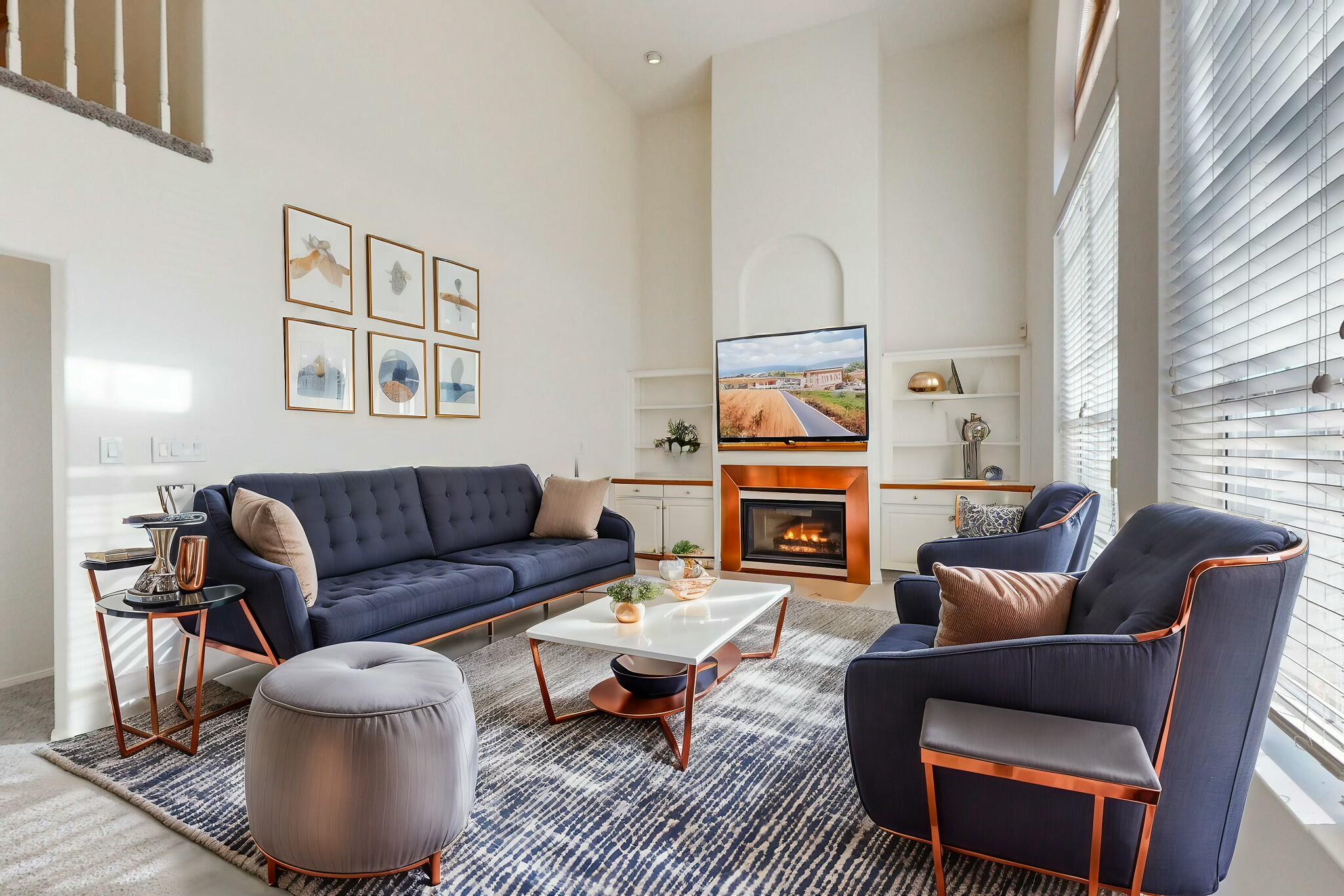 7405 COACHMAN Street NE