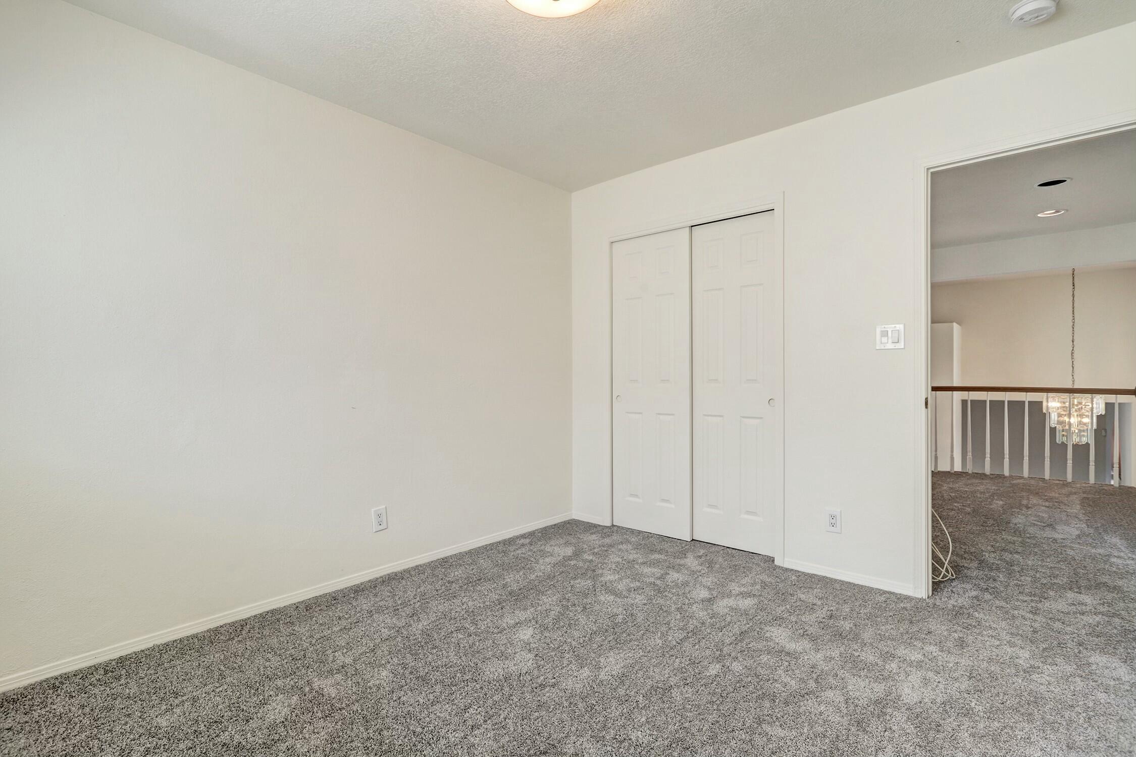 7405 COACHMAN Street NE