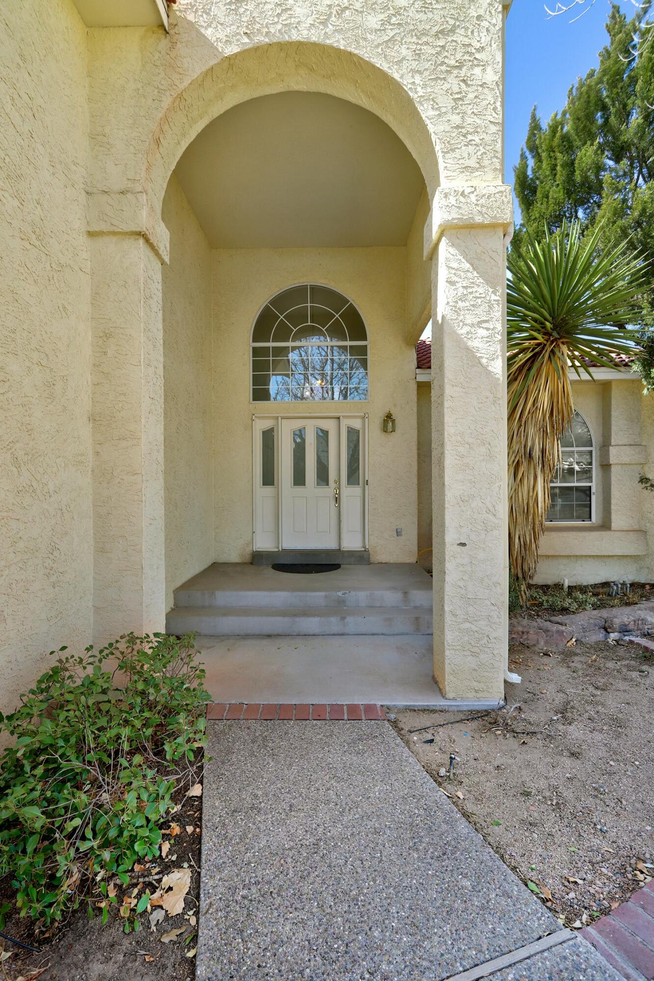 7405 COACHMAN Street NE