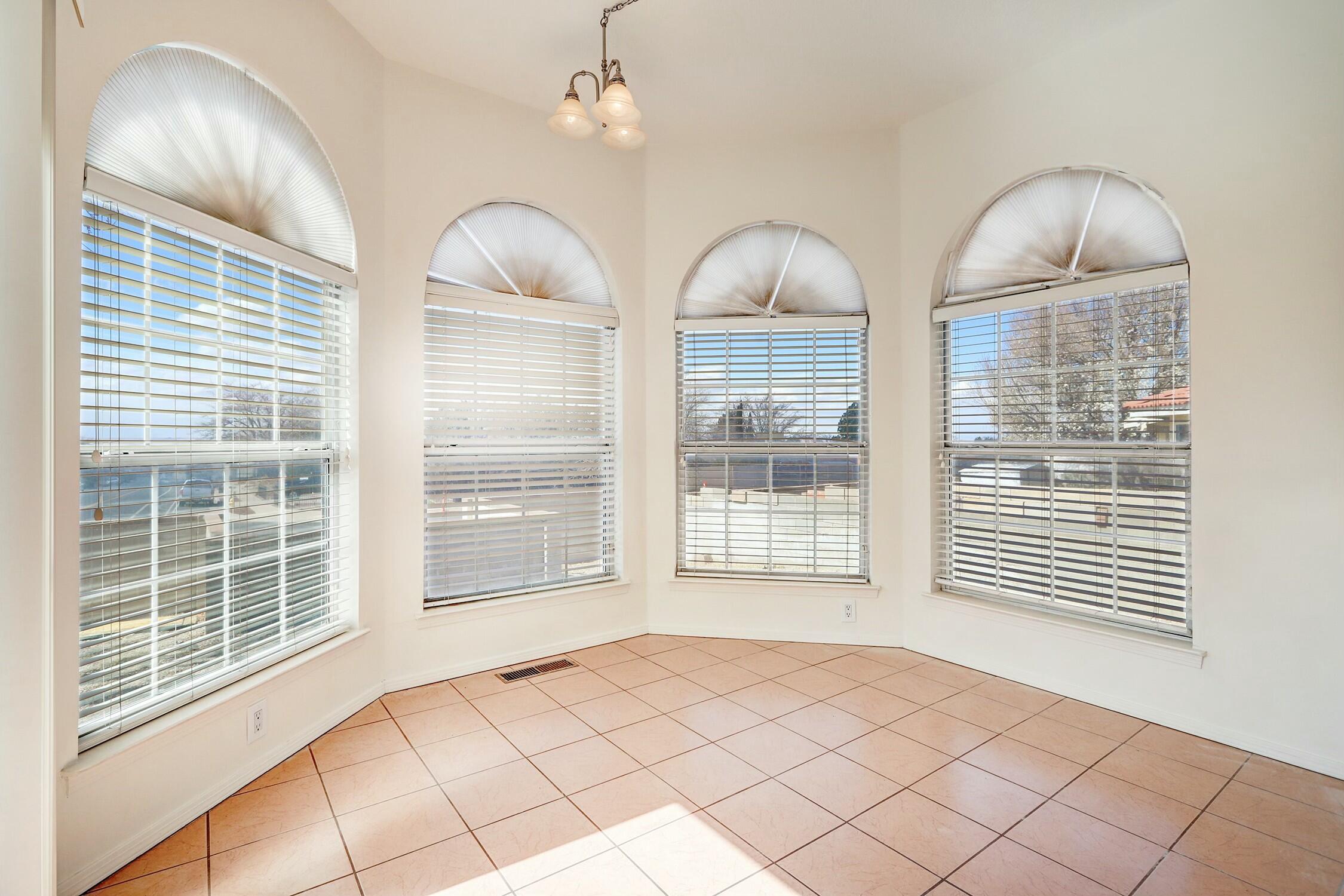 7405 COACHMAN Street NE