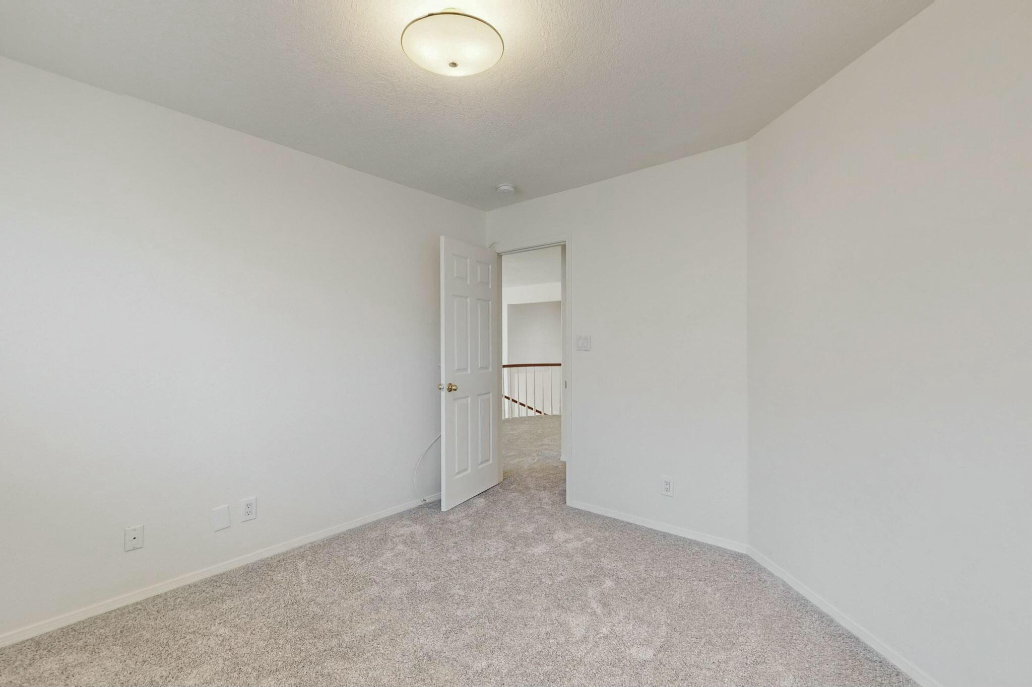 7405 COACHMAN Street NE