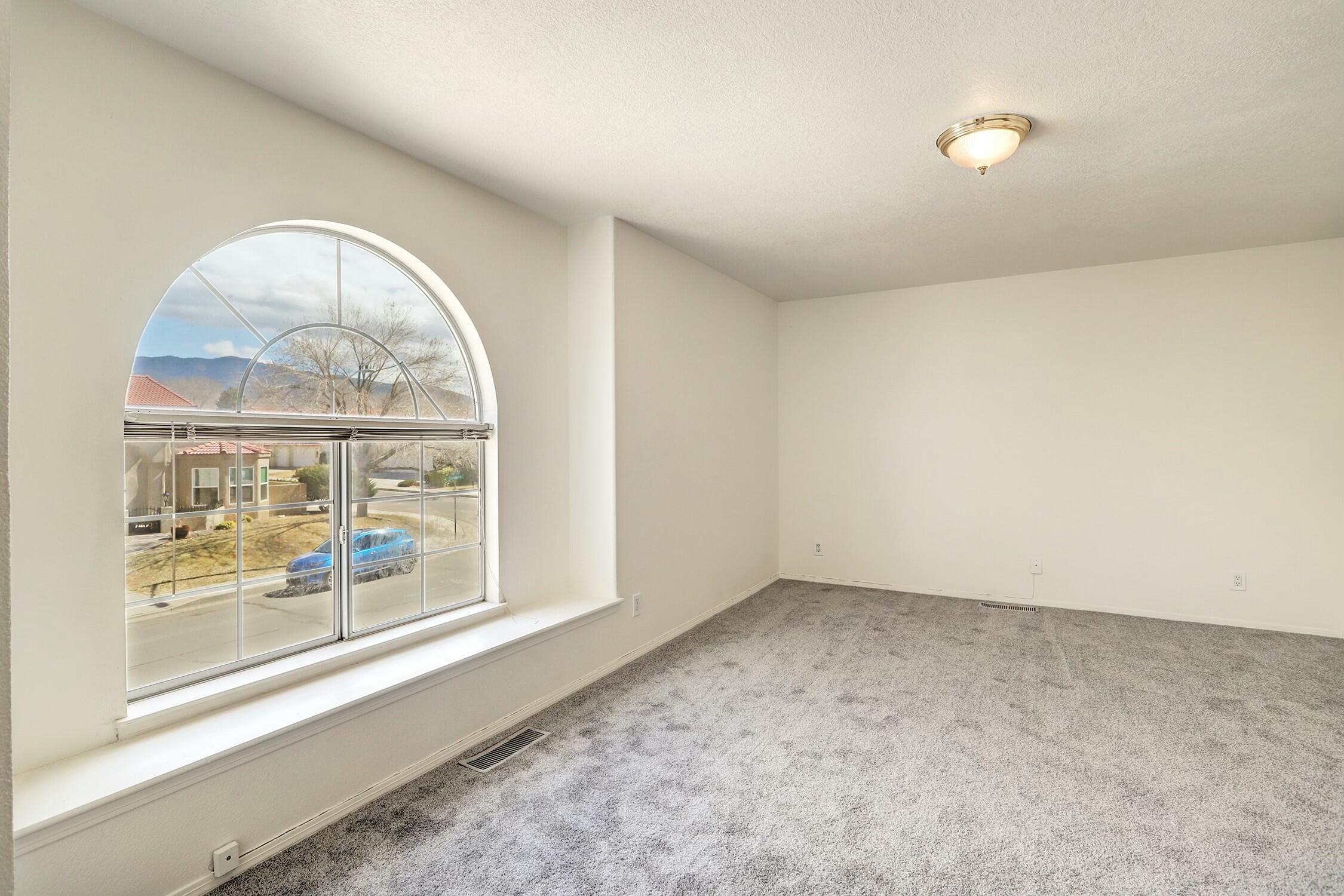 7405 COACHMAN Street NE