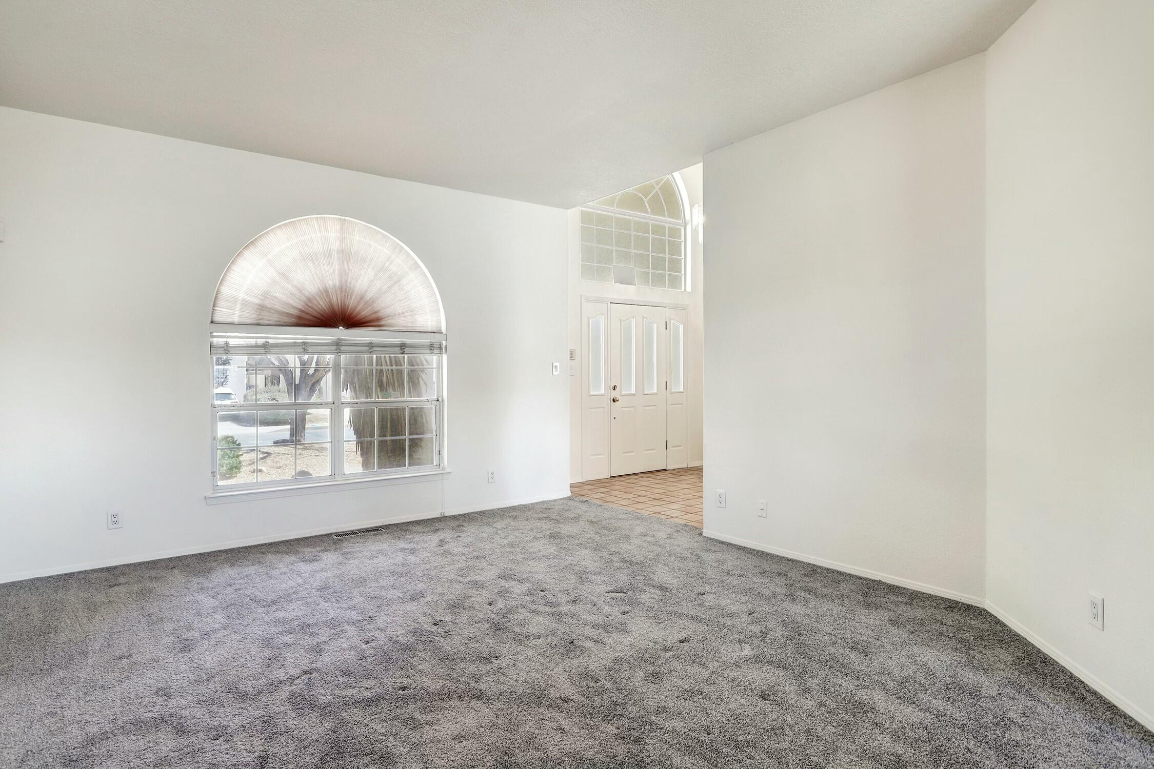 7405 COACHMAN Street NE