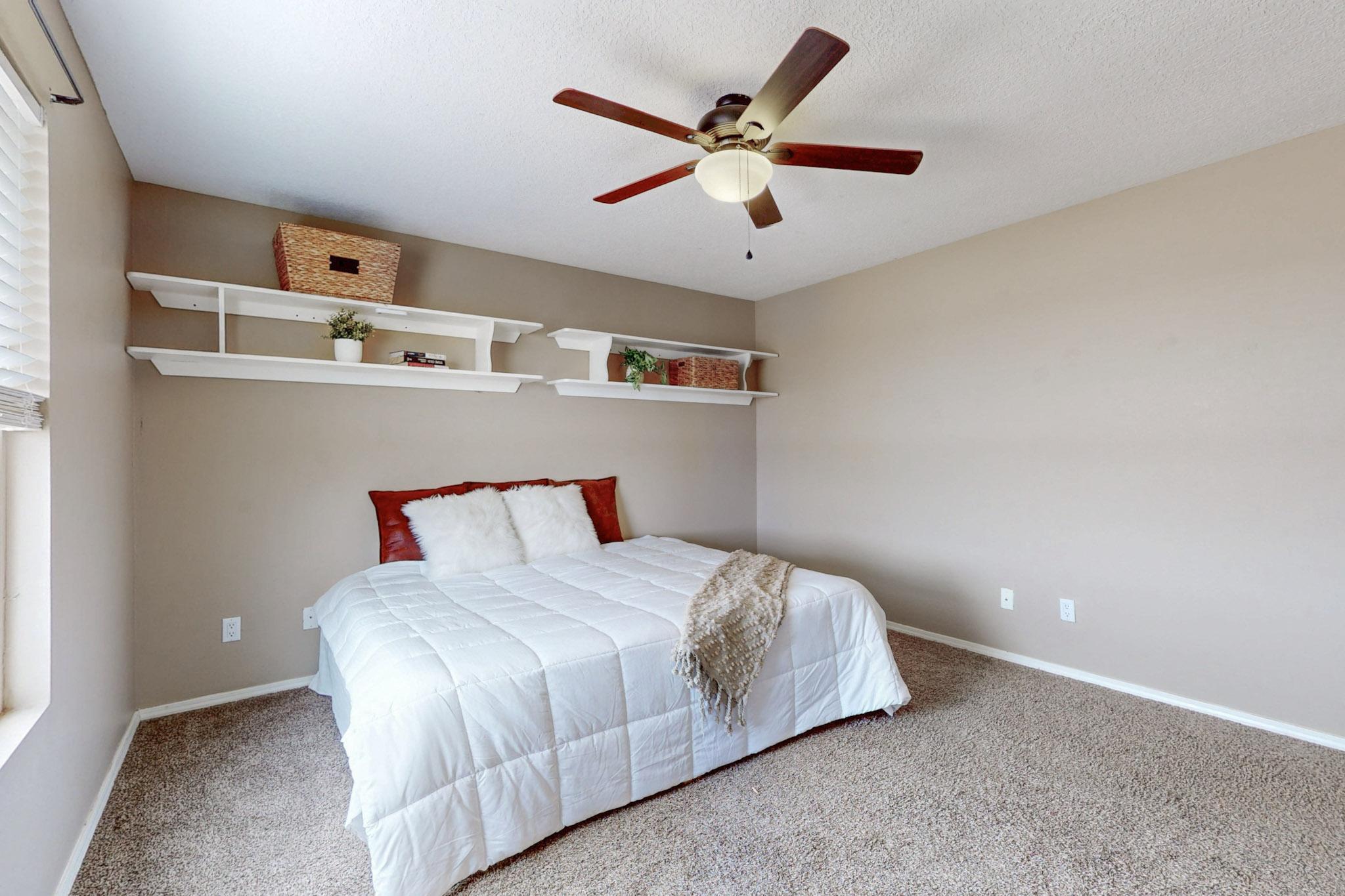 3305 COCHITI Street NE