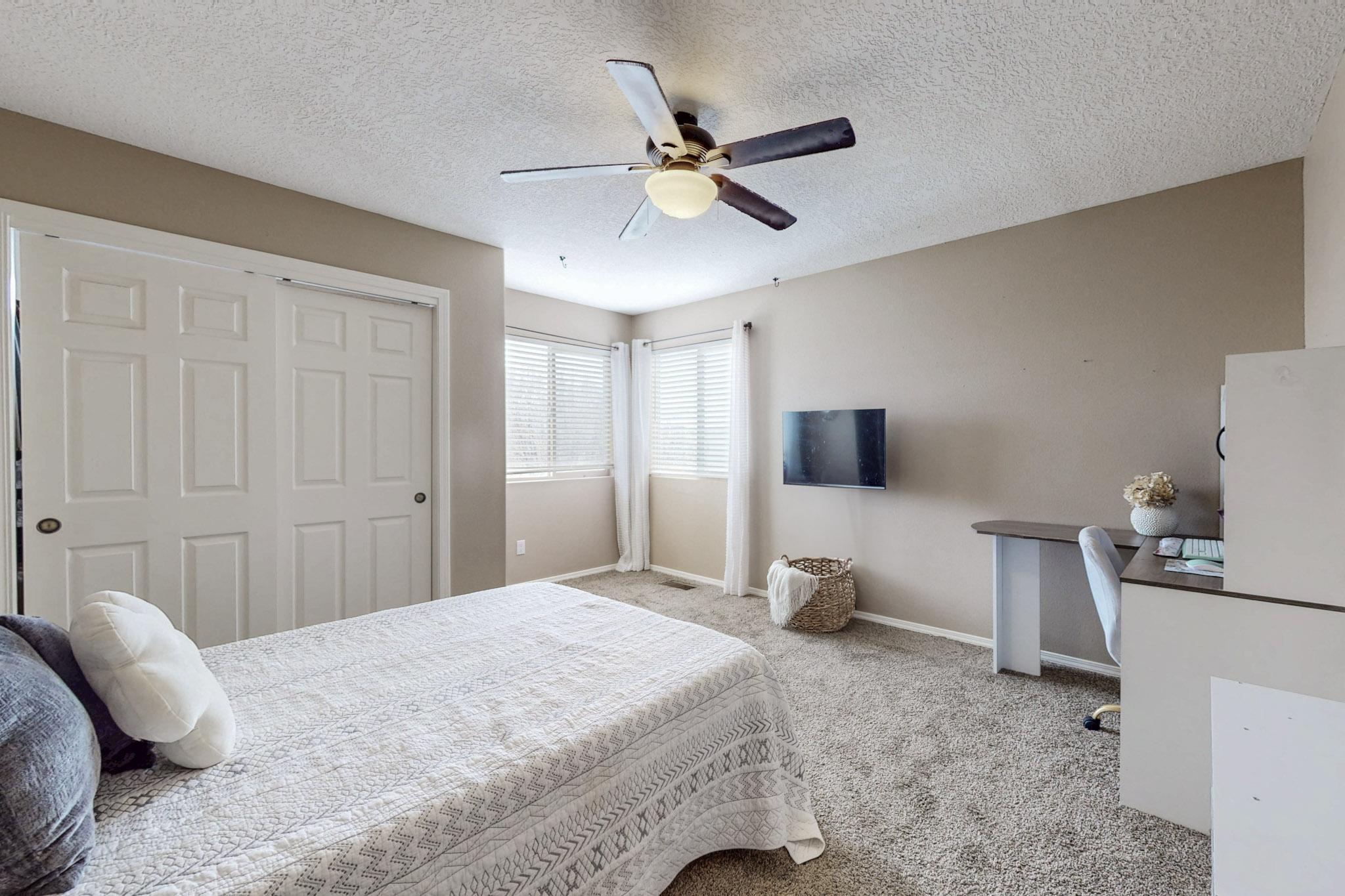 3305 COCHITI Street NE