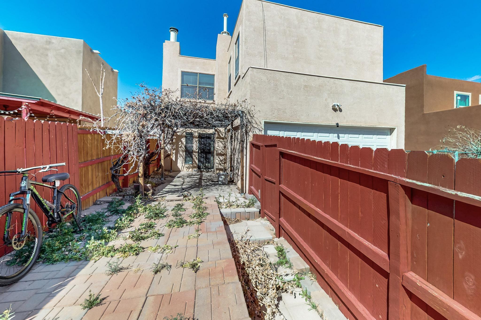 7632 SANDLEWOOD Drive NW