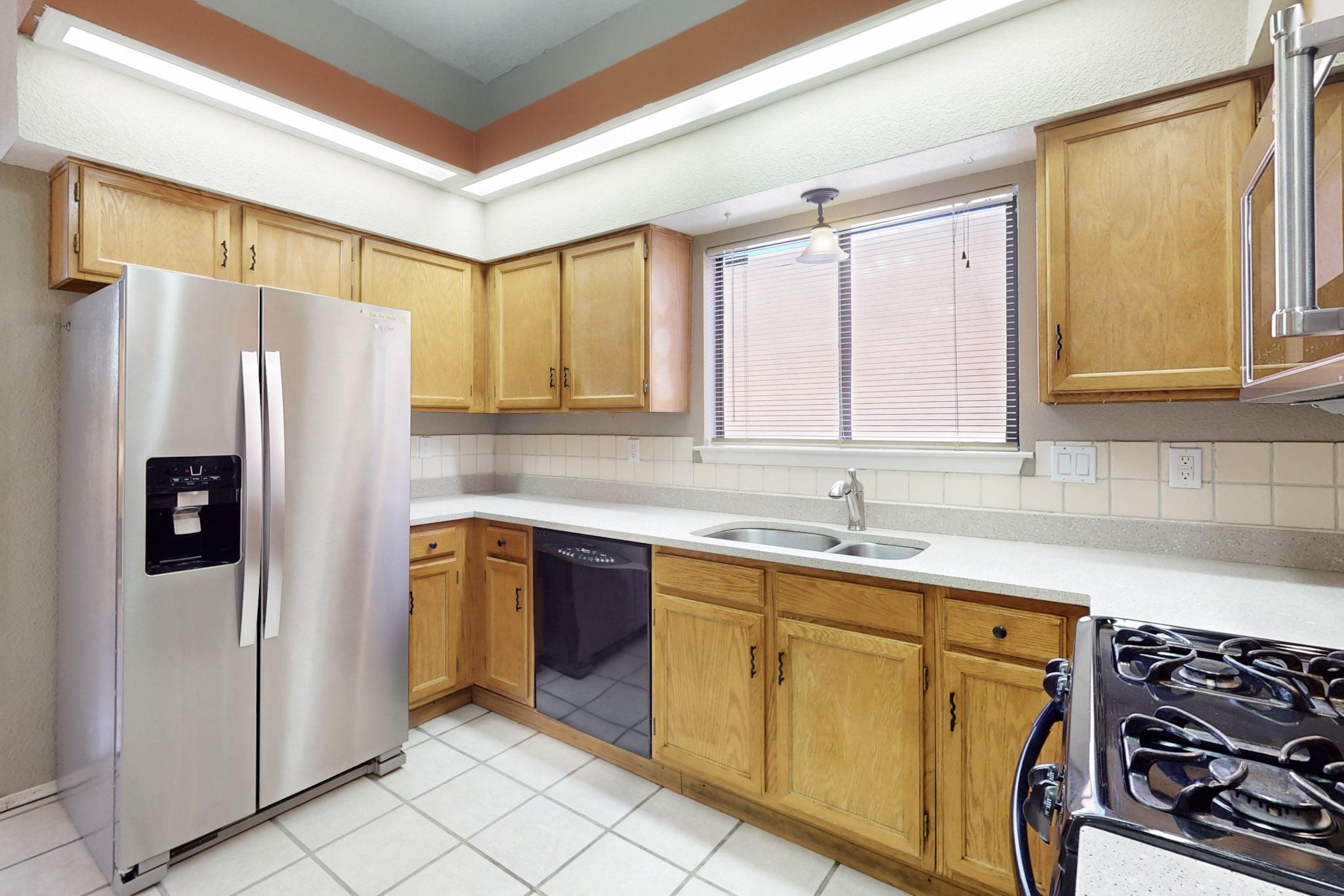 7632 SANDLEWOOD Drive NW