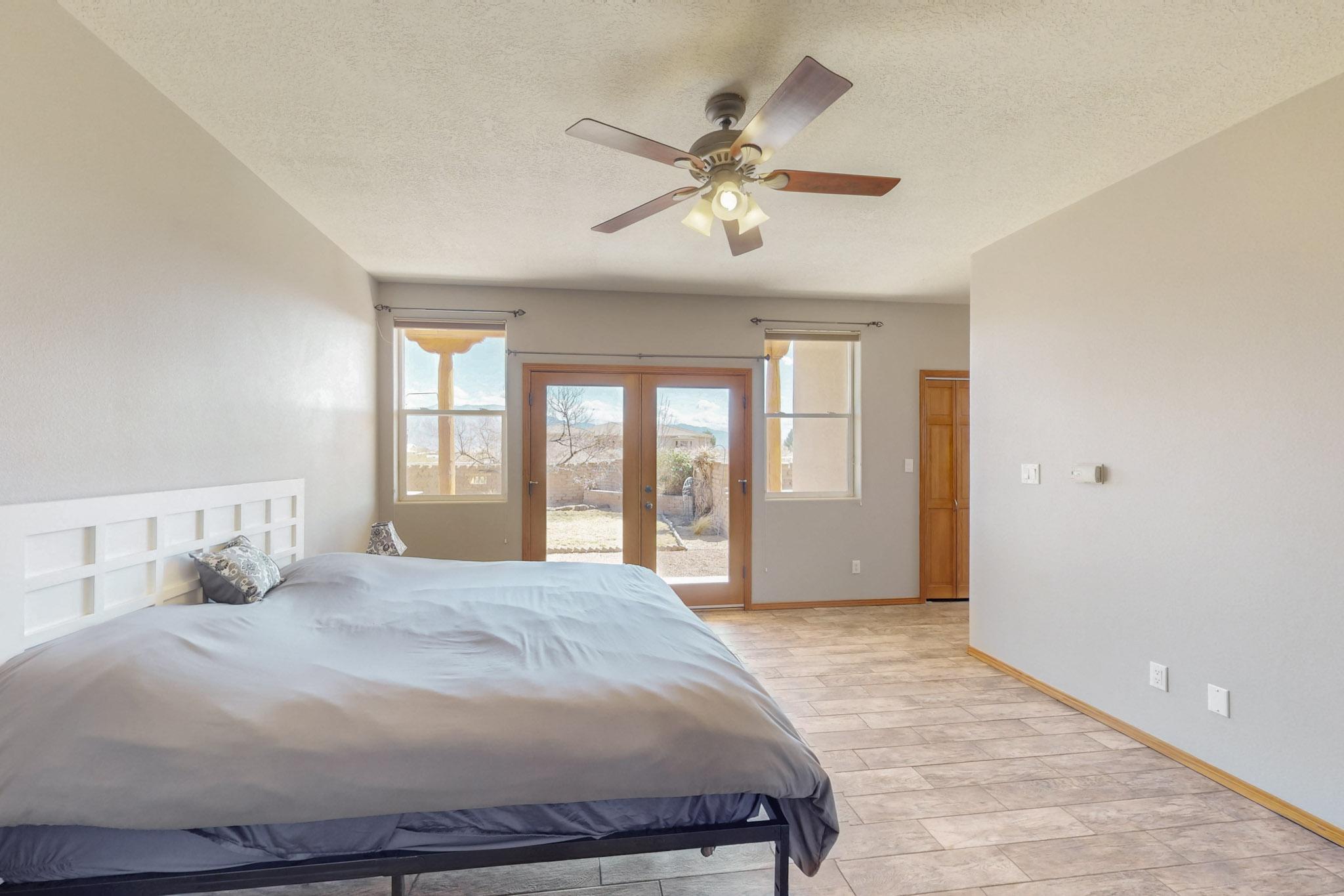 1508 SUPERIOR Court NE