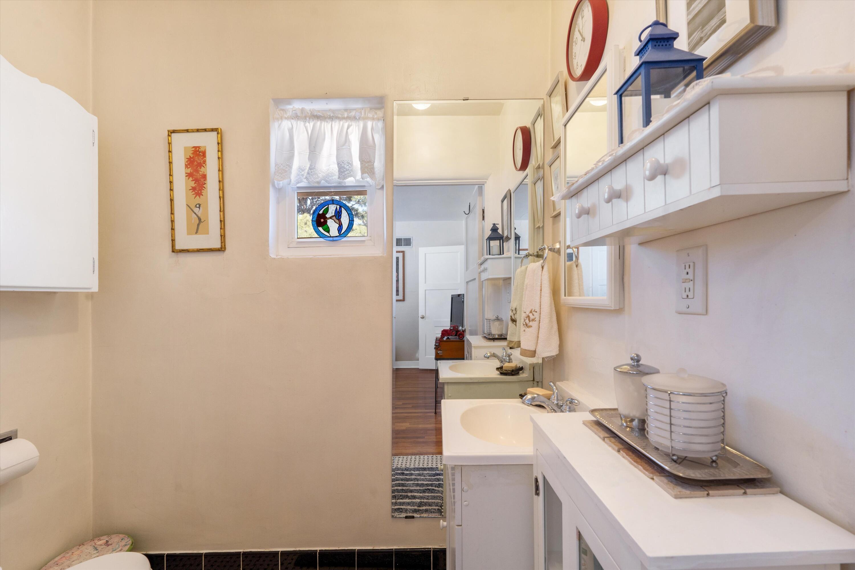 801 PARKLAND Circle SE