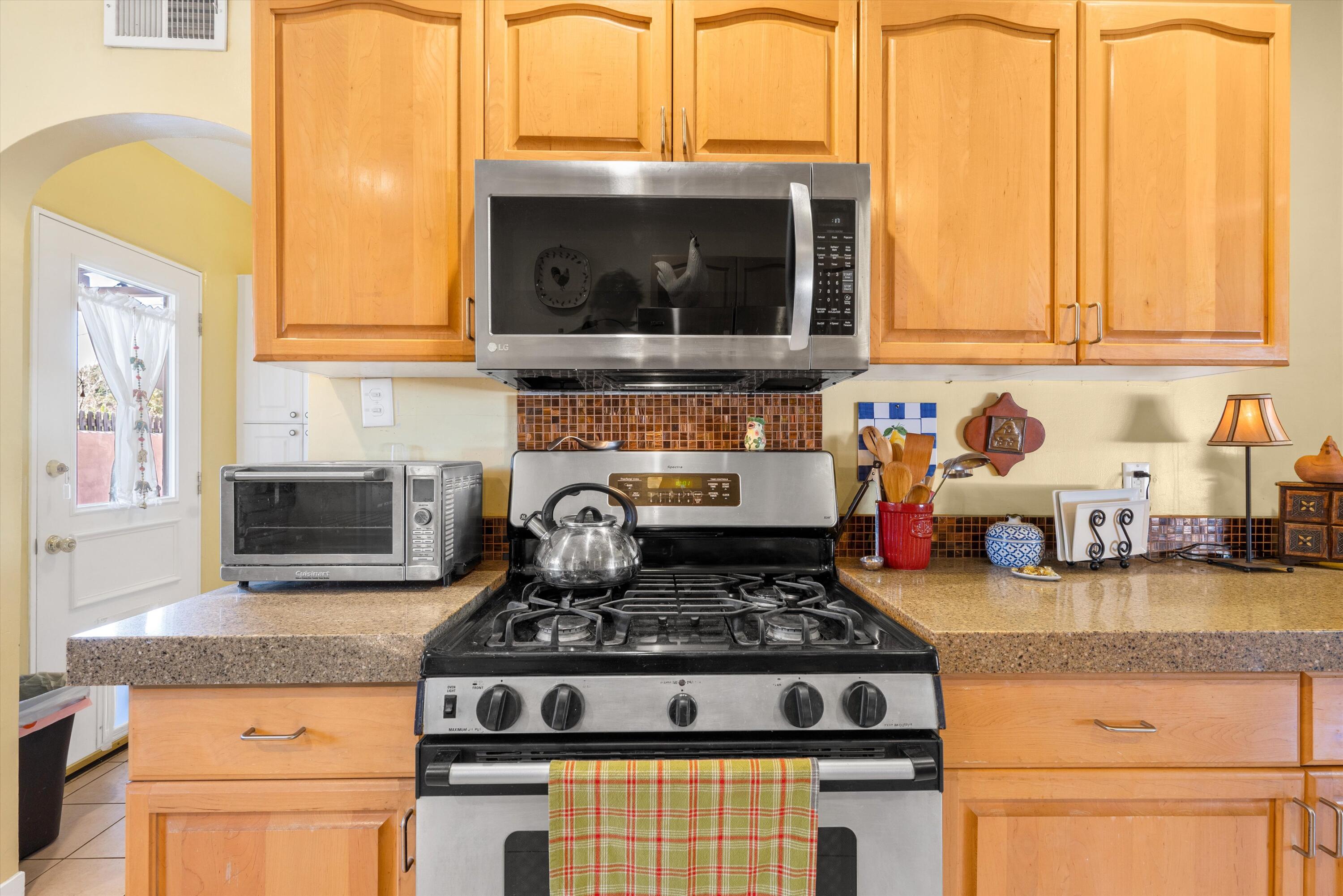 801 PARKLAND Circle SE