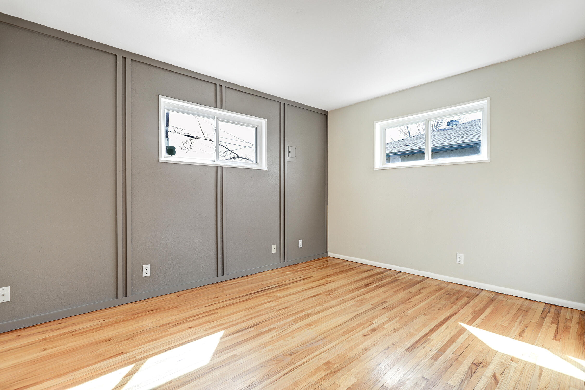 3508 GLORIETA Street NE