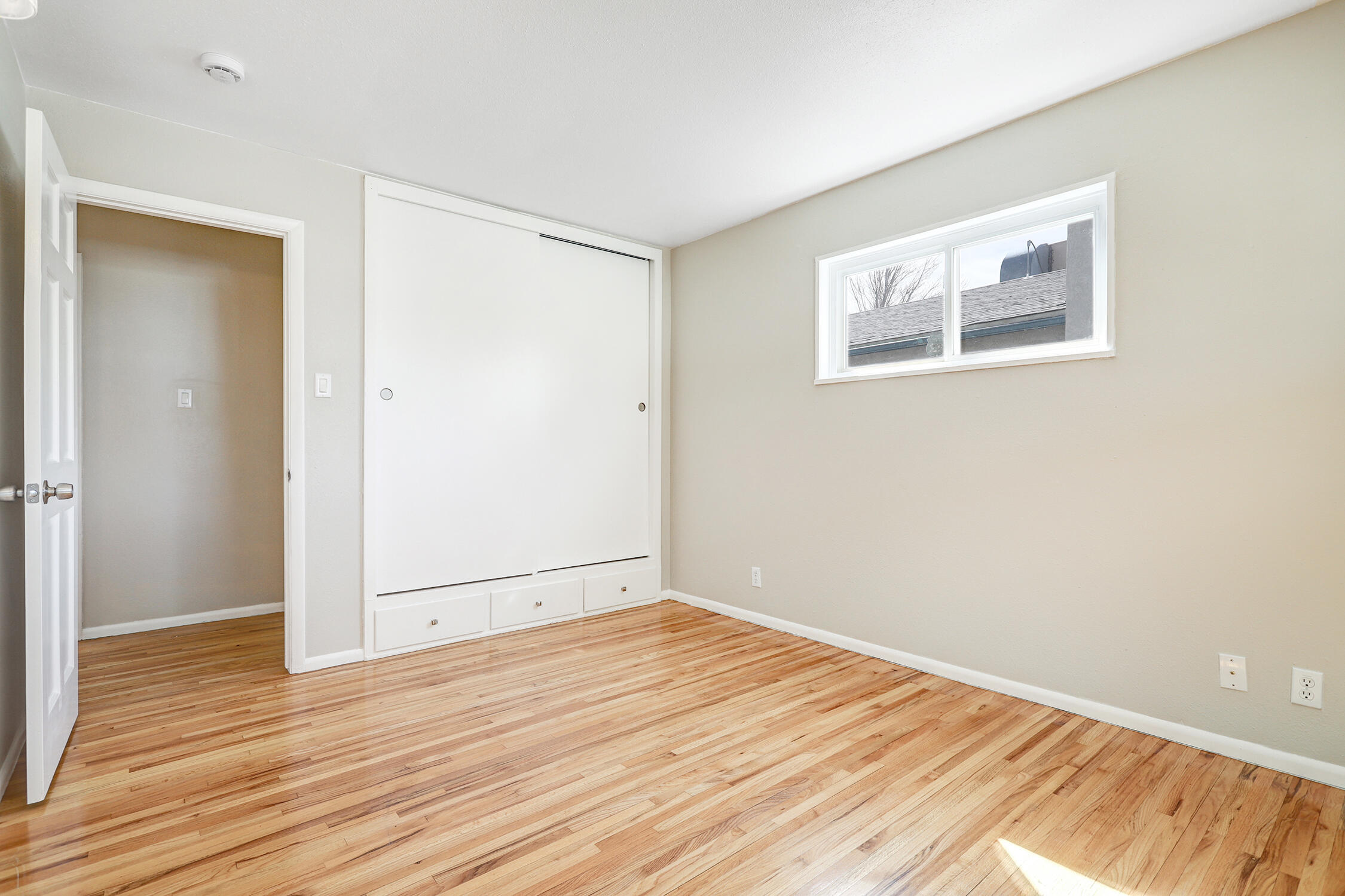 3508 GLORIETA Street NE