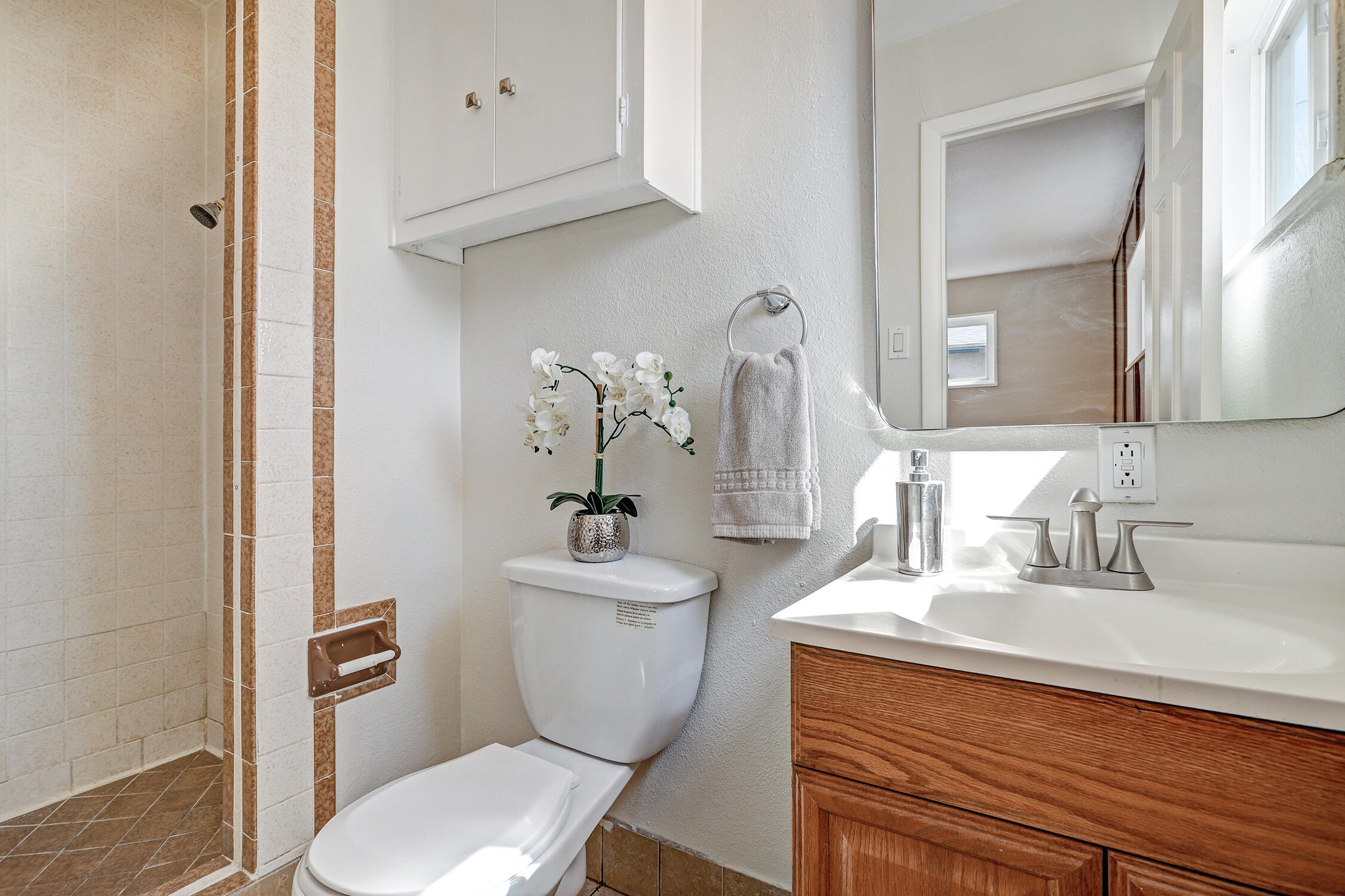 3508 GLORIETA Street NE