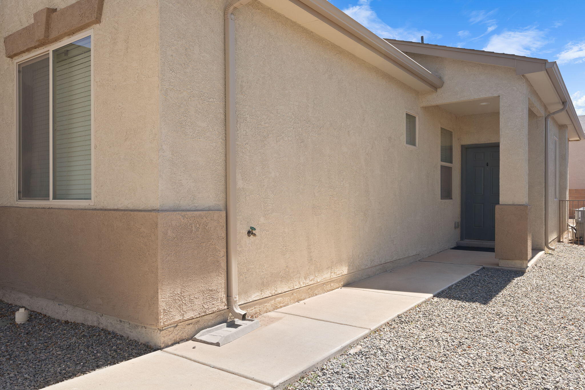 16 VISTA DEL CERRO Drive