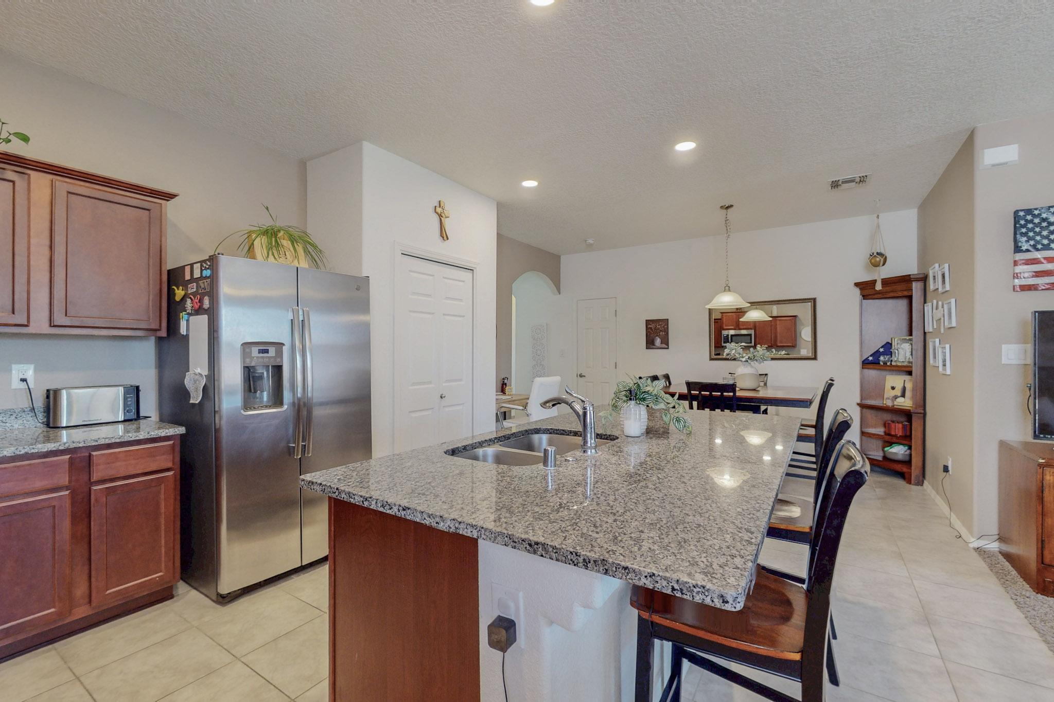 515 WHITTEN Trail SW