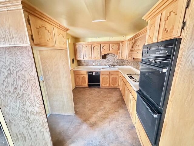 601 E Sargent Street