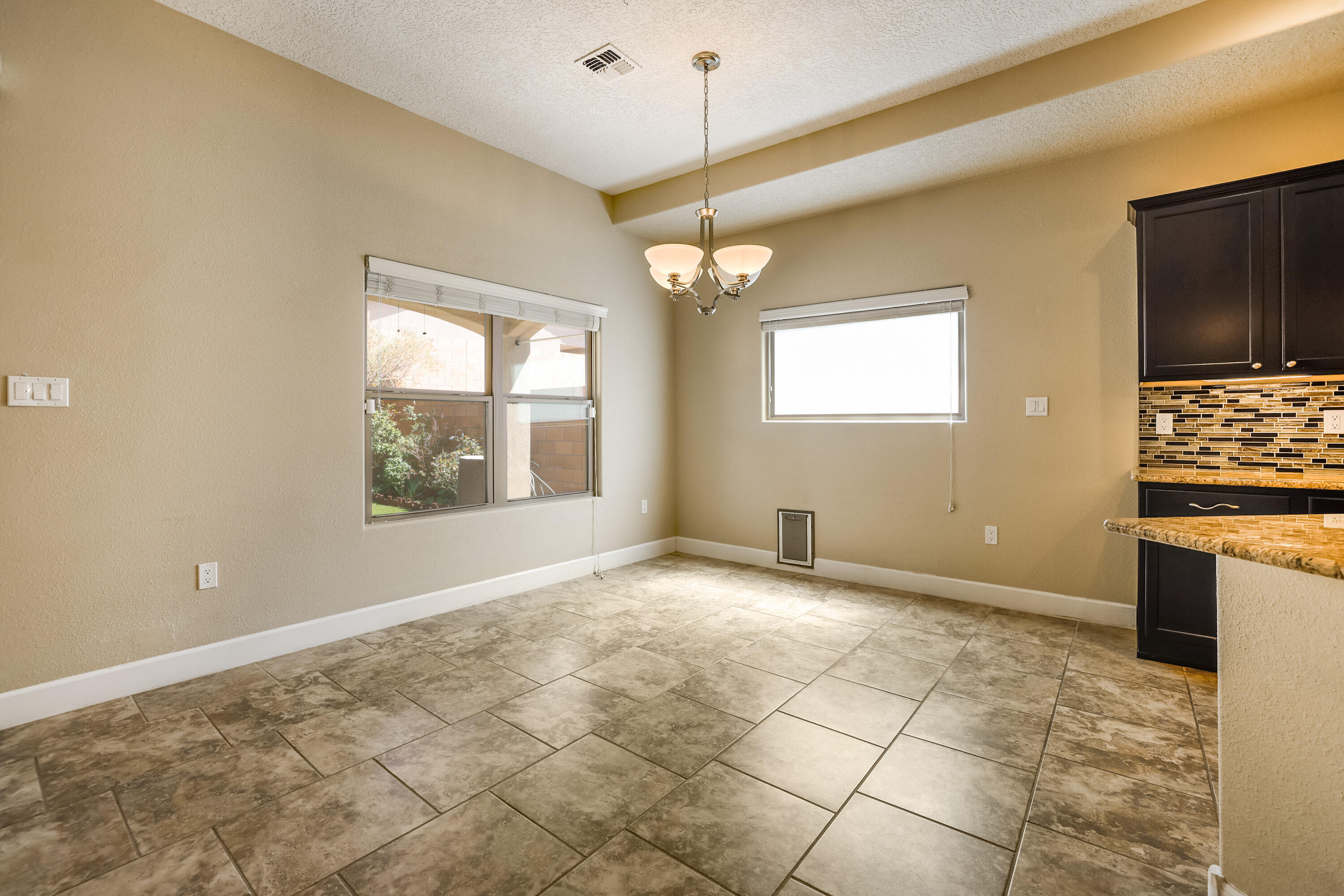 7316 LAGUNA NIGUEL Drive NE