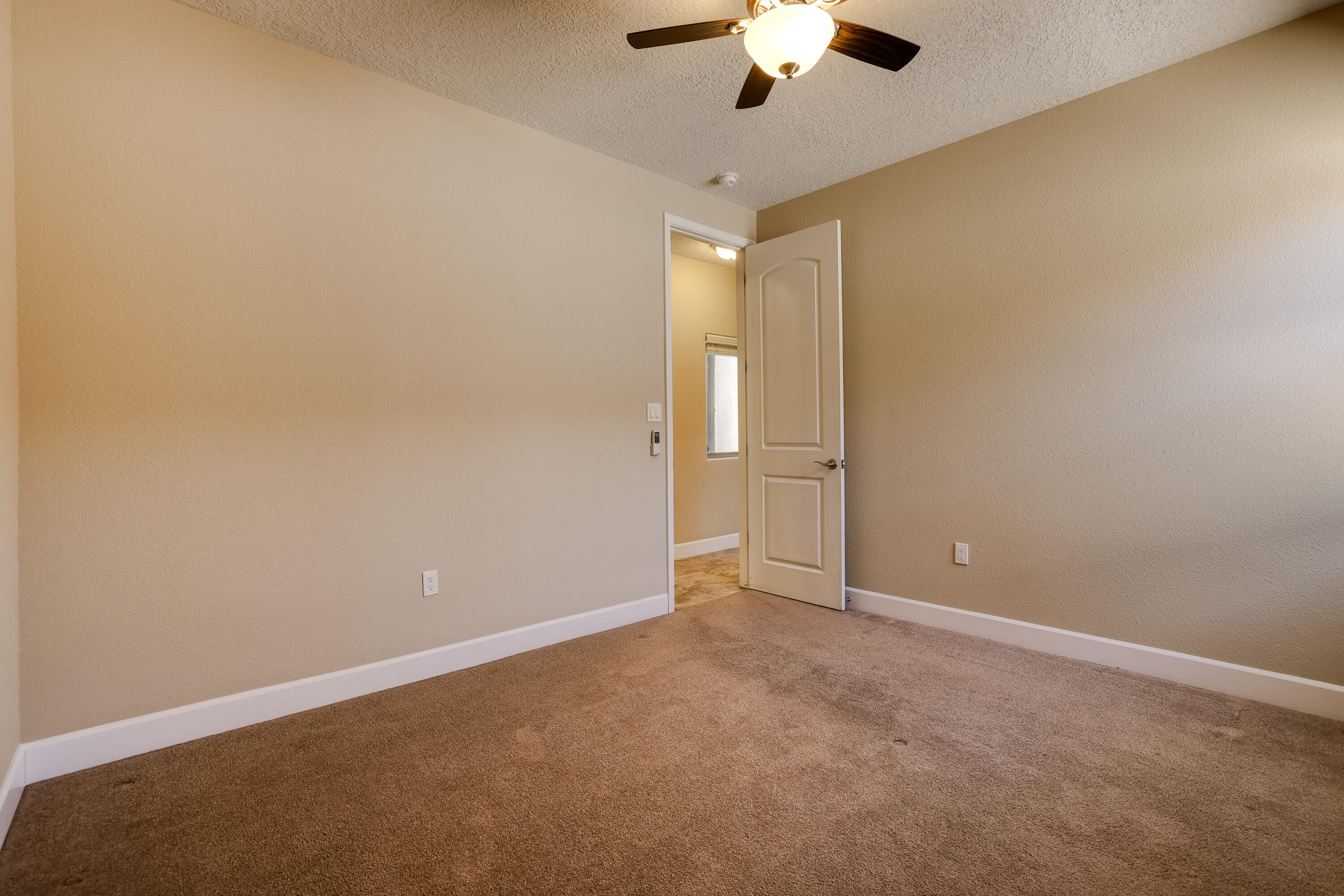 7316 LAGUNA NIGUEL Drive NE