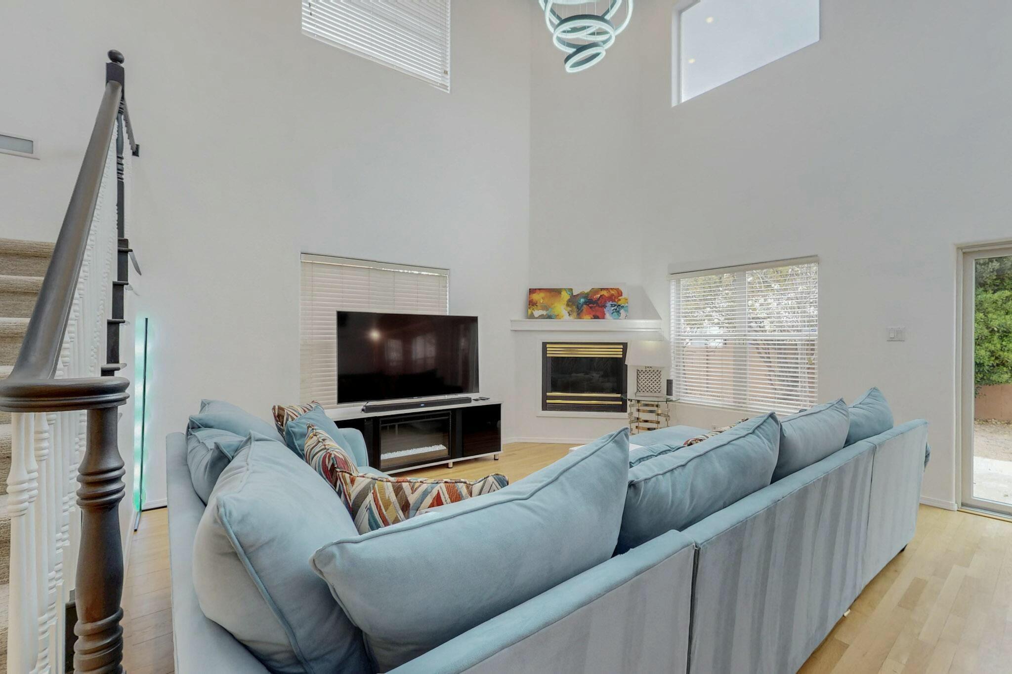 7231 CARDIFF Avenue NE