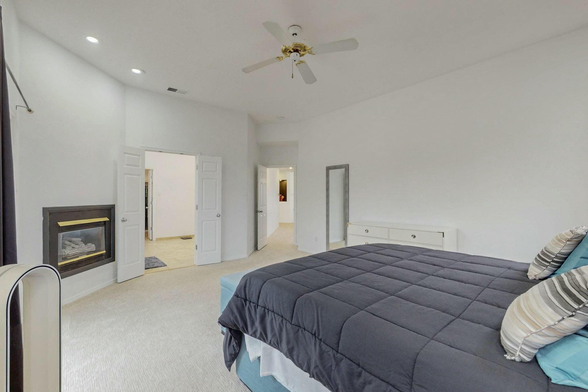 7231 CARDIFF Avenue NE