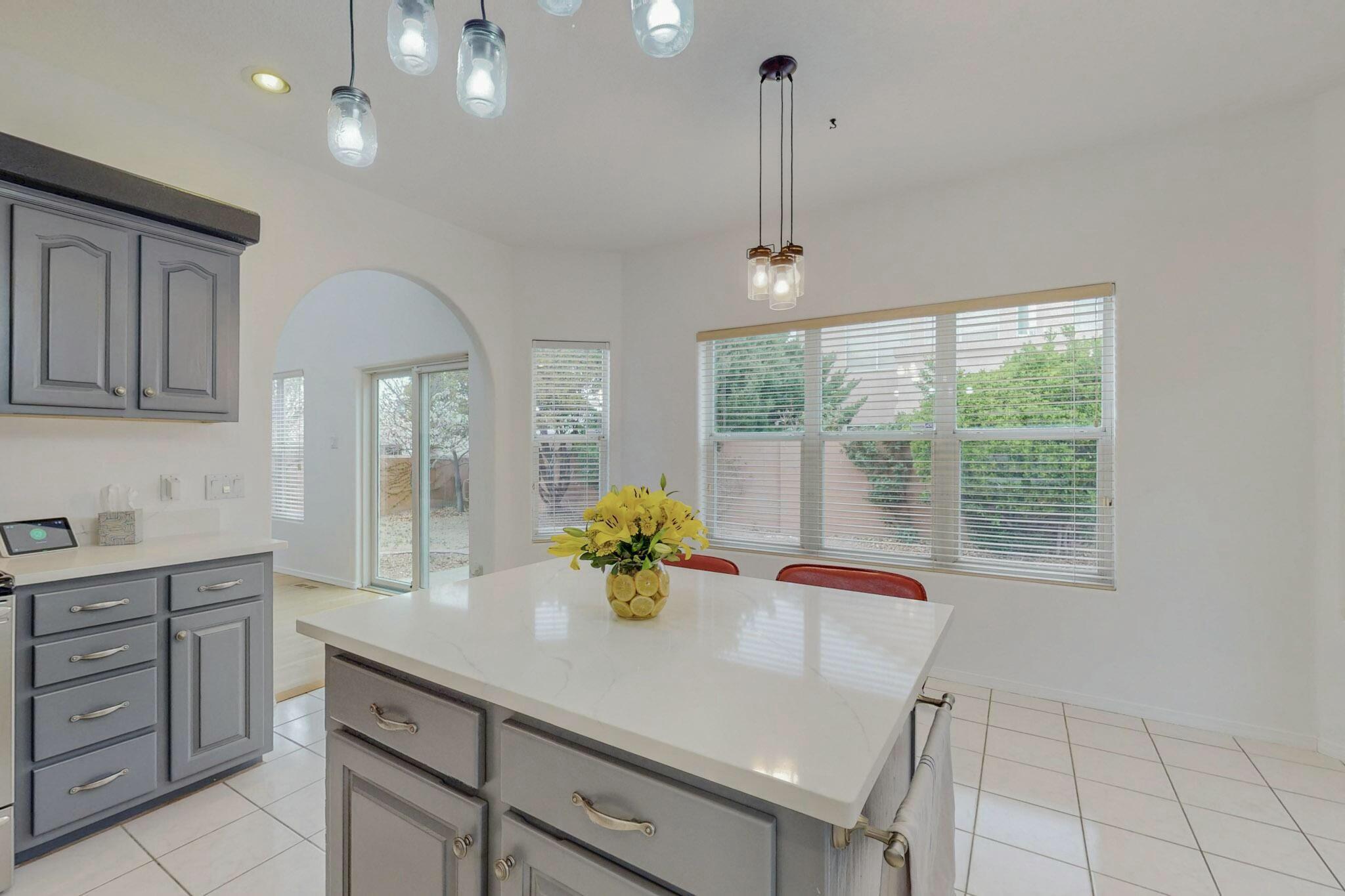 7231 CARDIFF Avenue NE