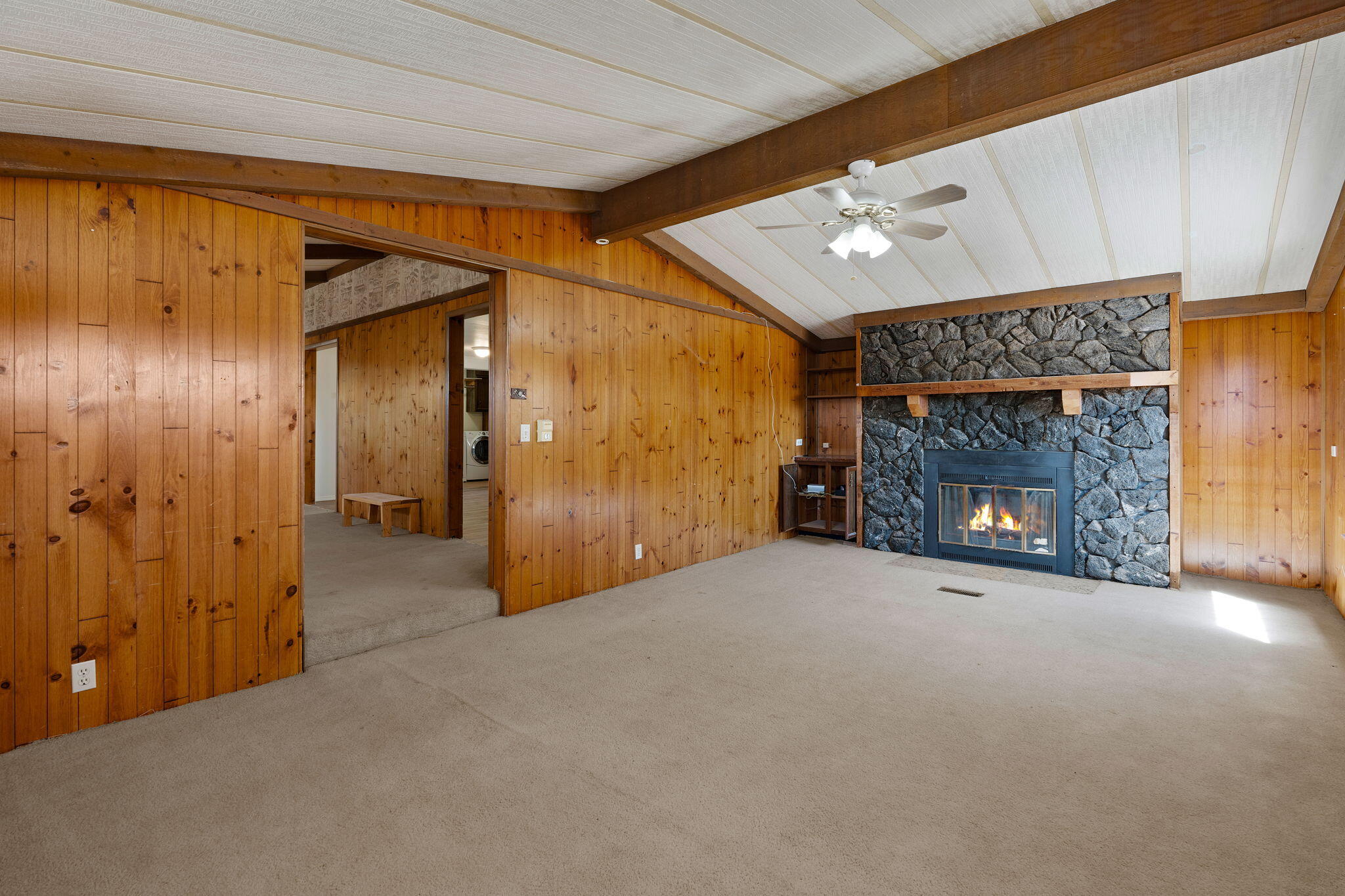 33 SKYLINE Drive