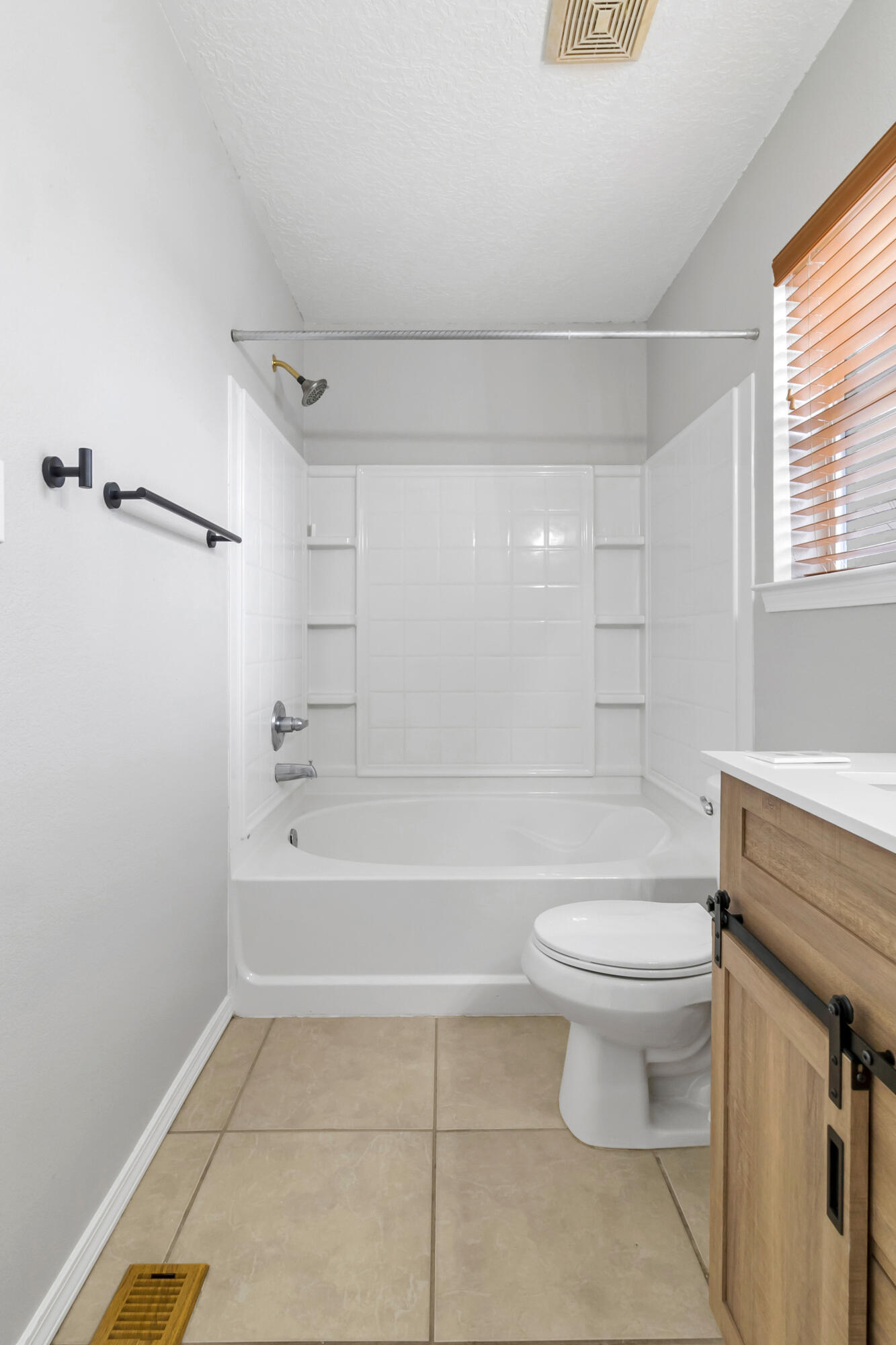 10908 TOMATILLO Lane SE