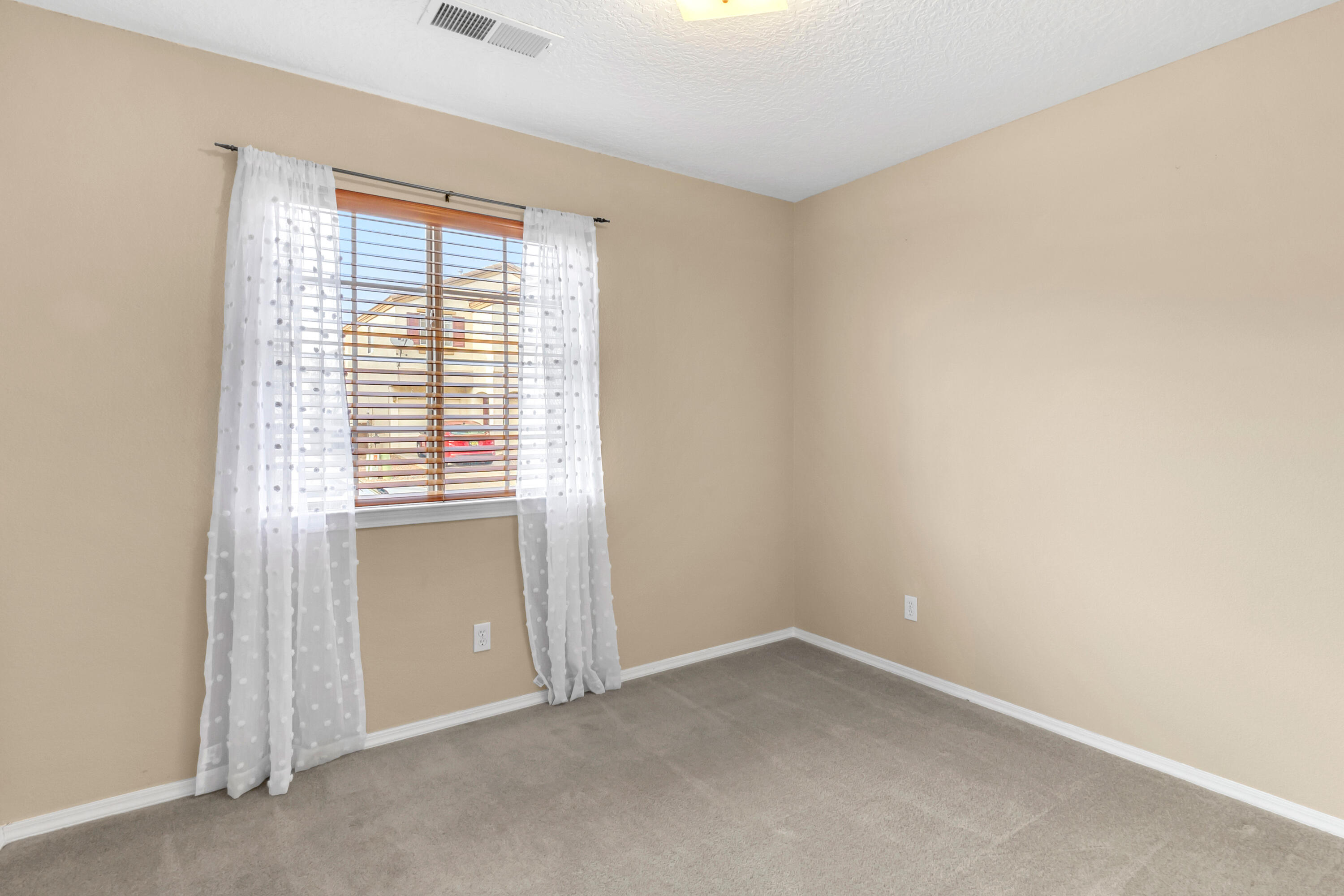 10908 TOMATILLO Lane SE