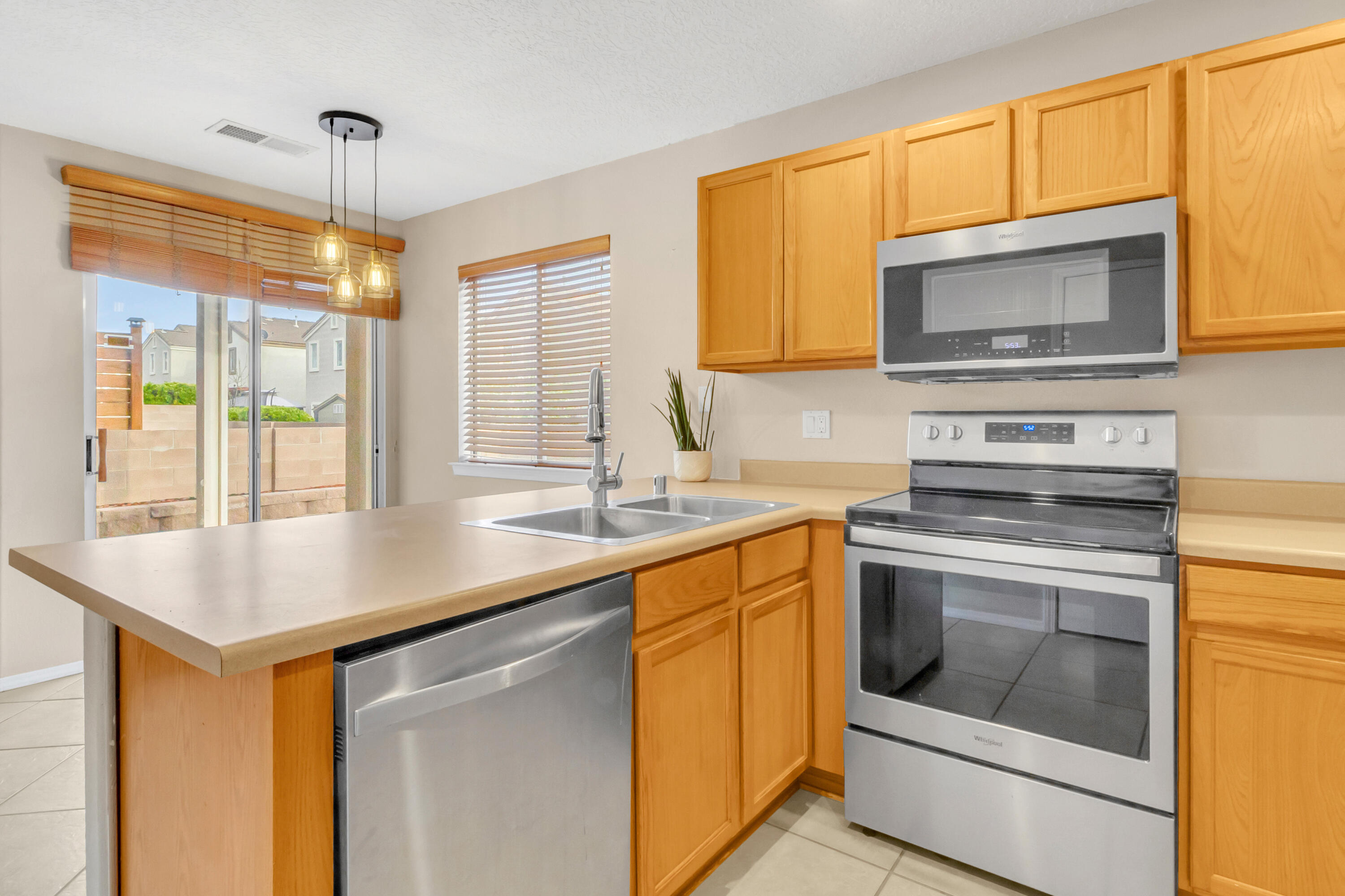 10908 TOMATILLO Lane SE