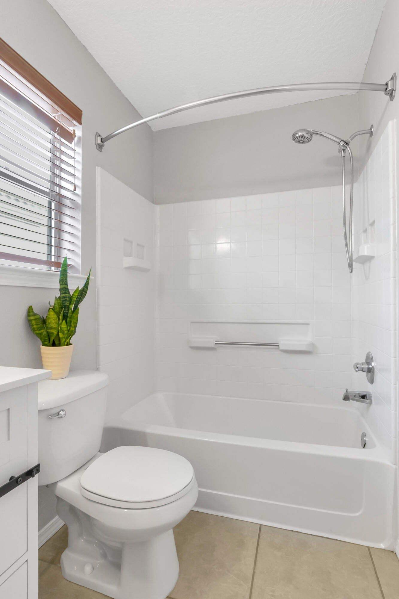 10908 TOMATILLO Lane SE