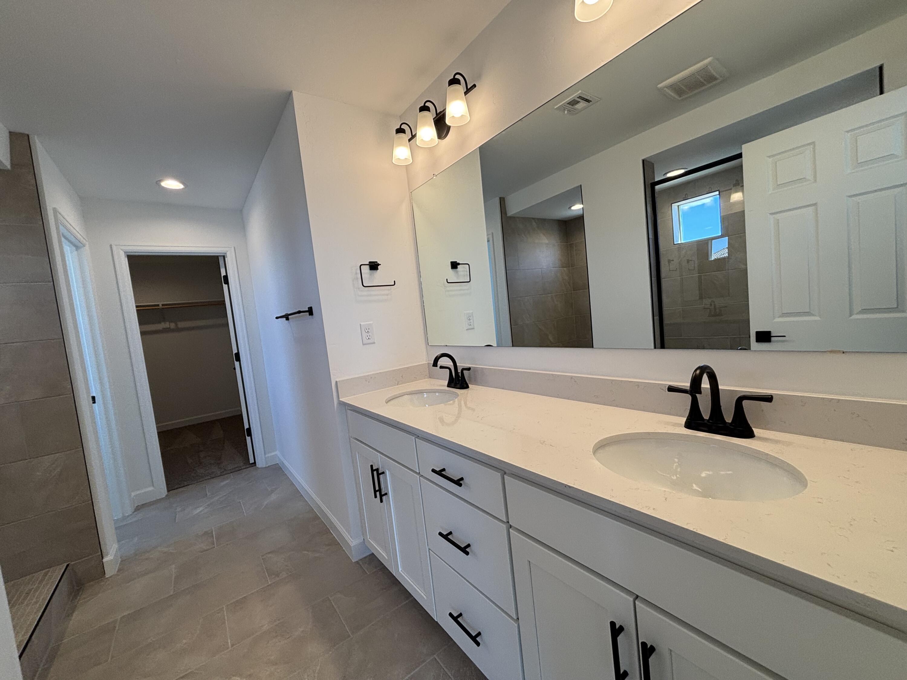 3221 Matador Street SE