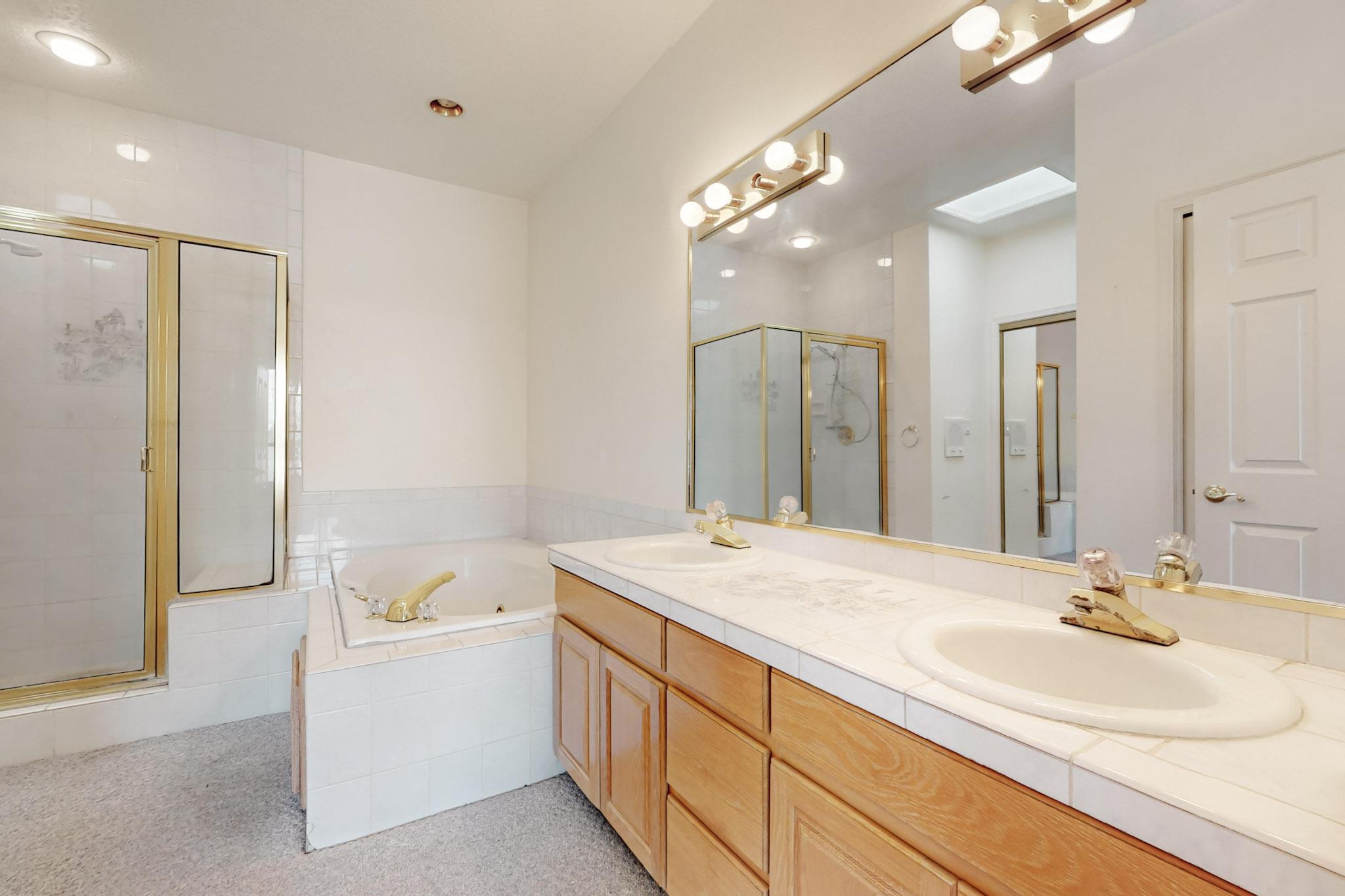 11215 ACADEMY RIDGE Road NE