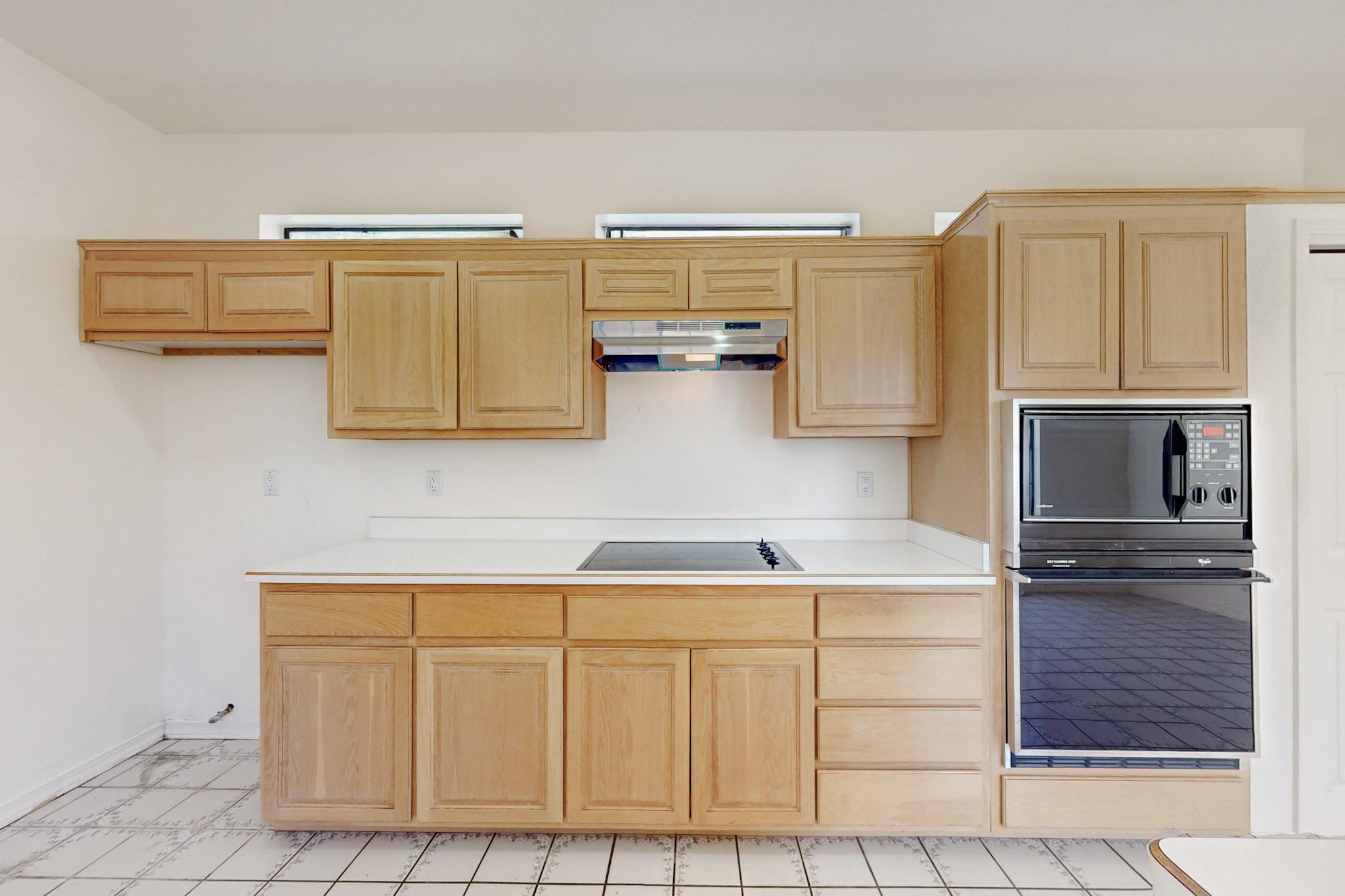 11215 ACADEMY RIDGE Road NE