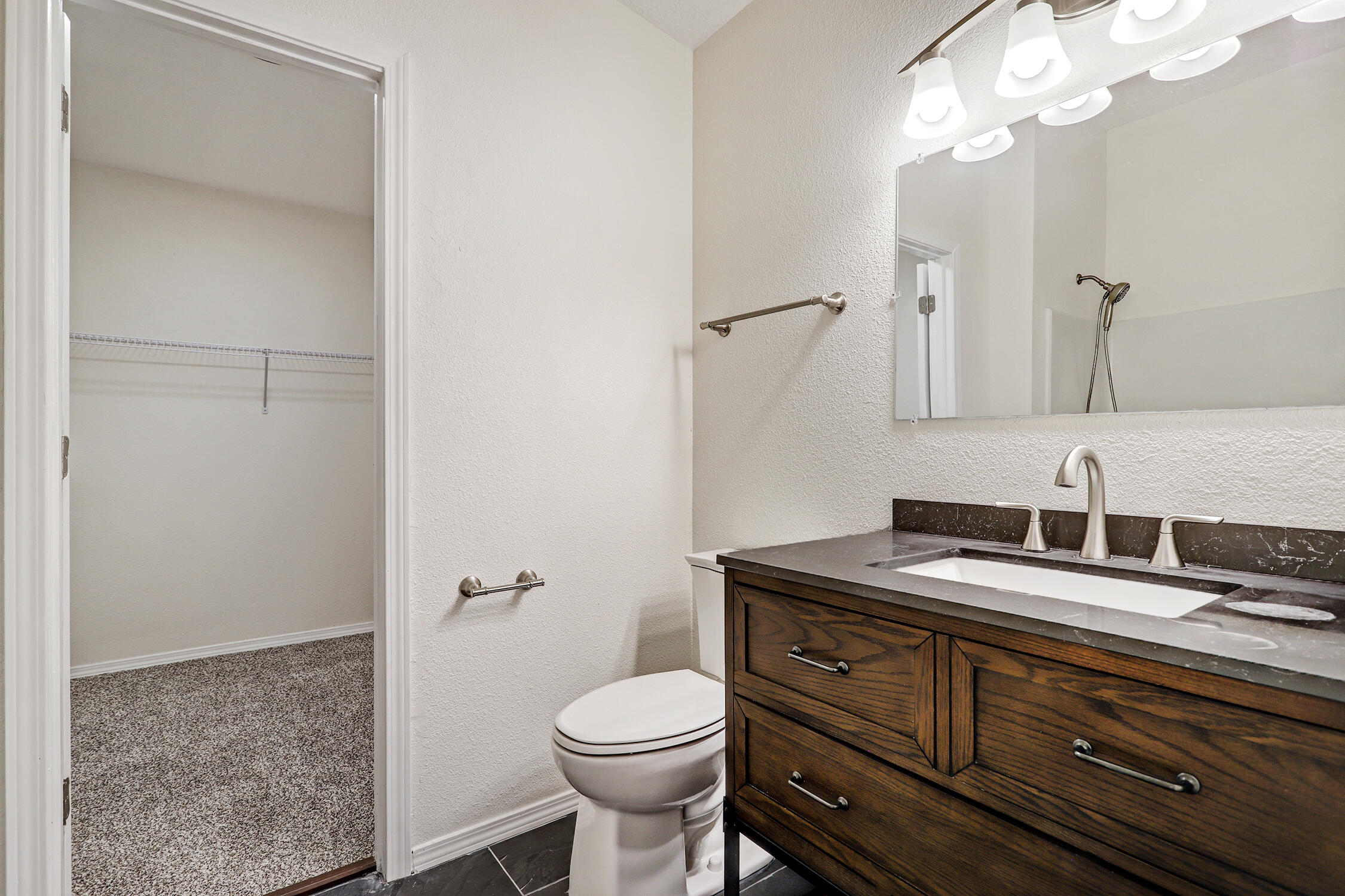 11609 HURON Court SE