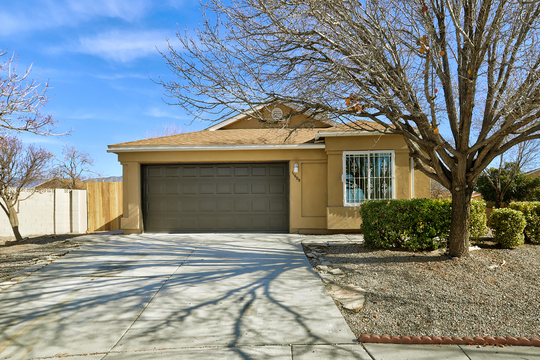 11609 HURON Court SE