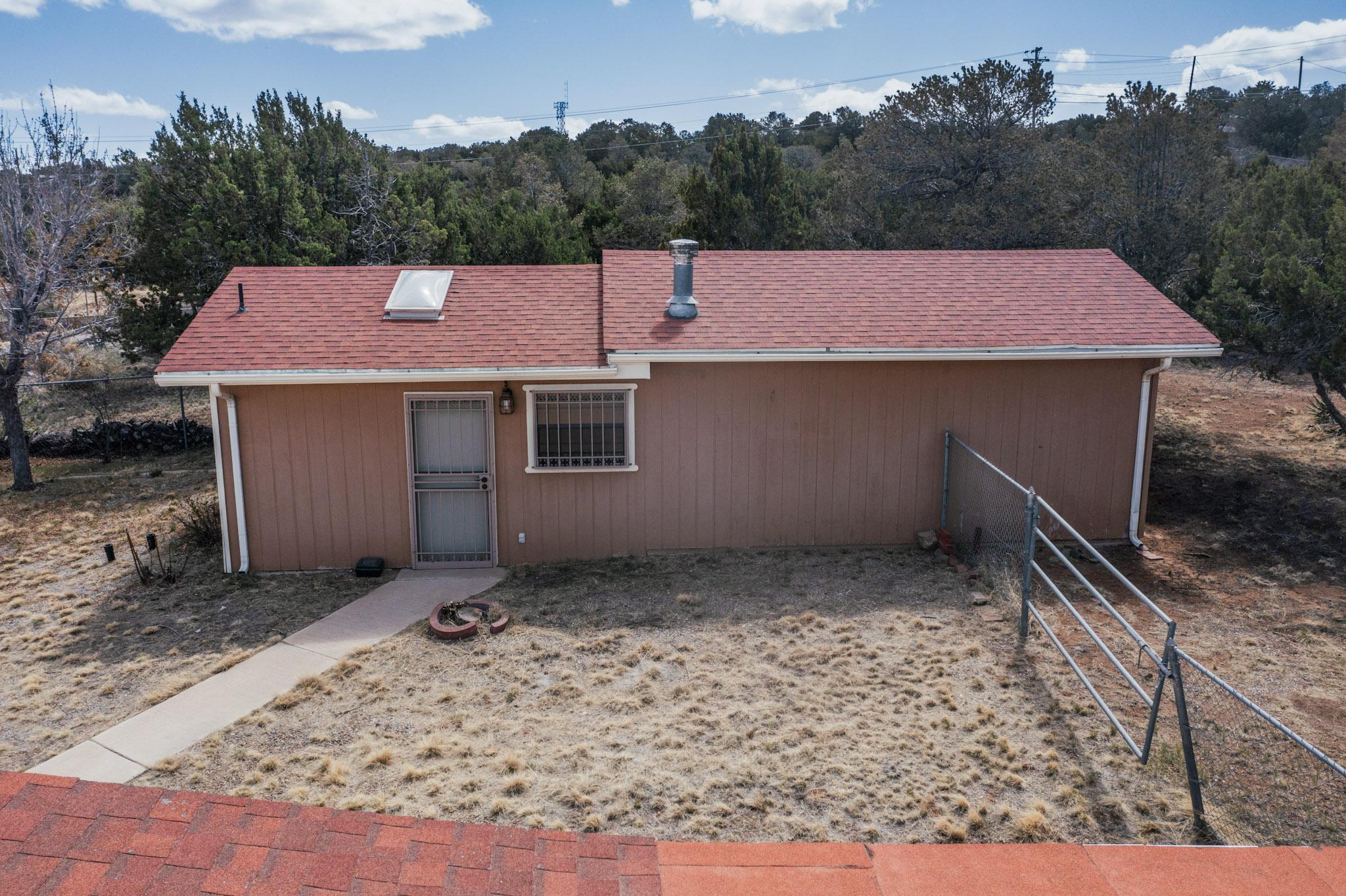 10 MOUNTAINAIR Road