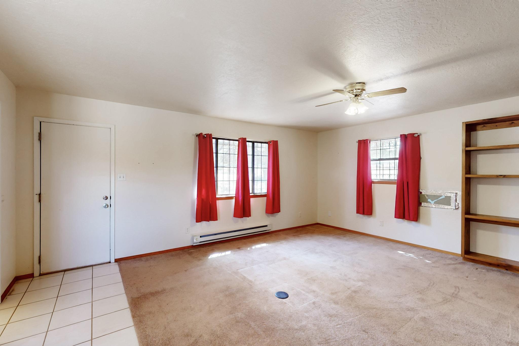 10 MOUNTAINAIR Road