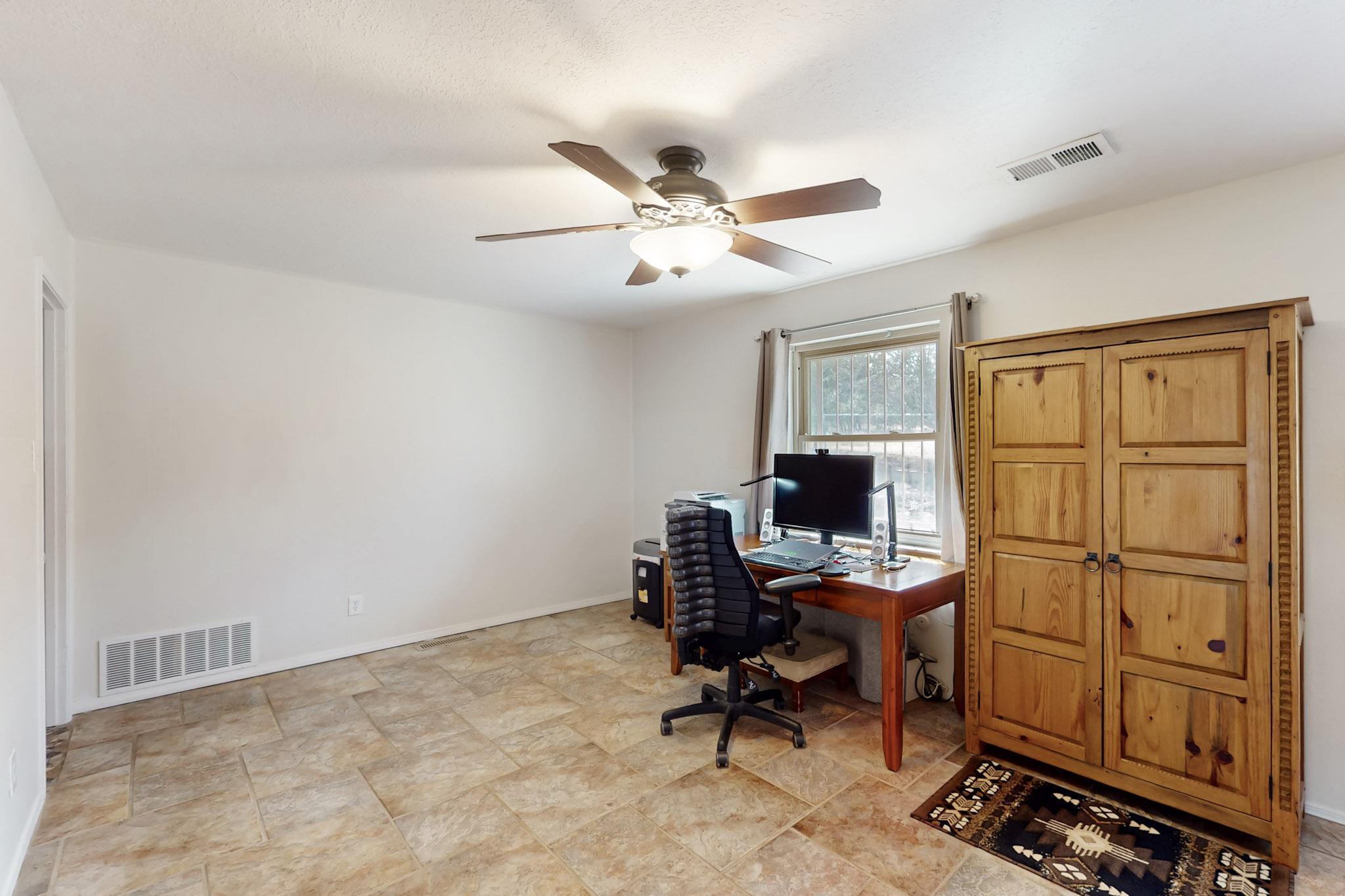 10 MOUNTAINAIR Road