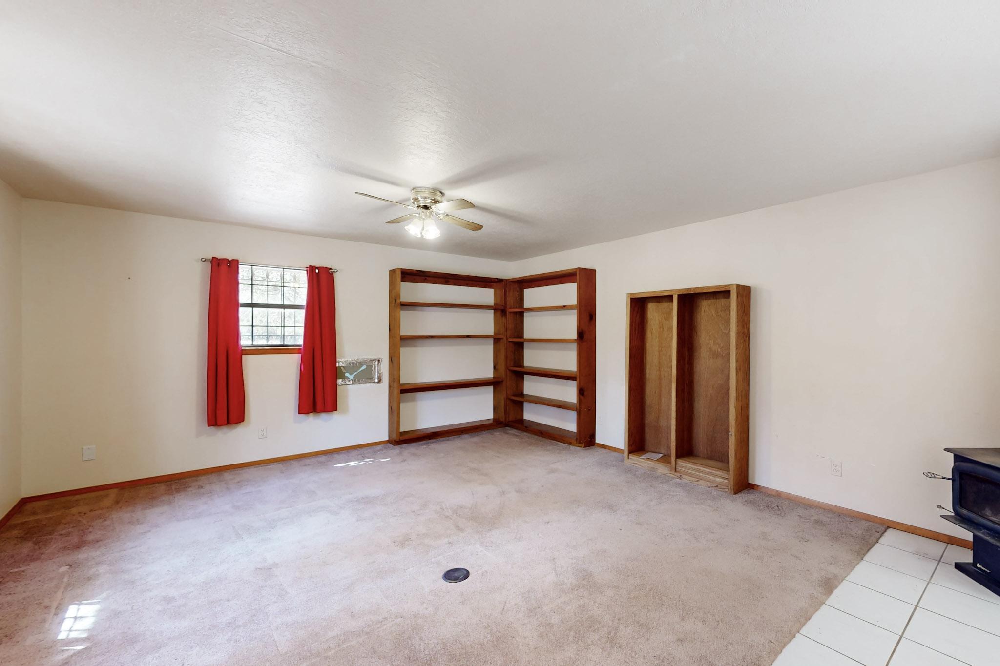 10 MOUNTAINAIR Road