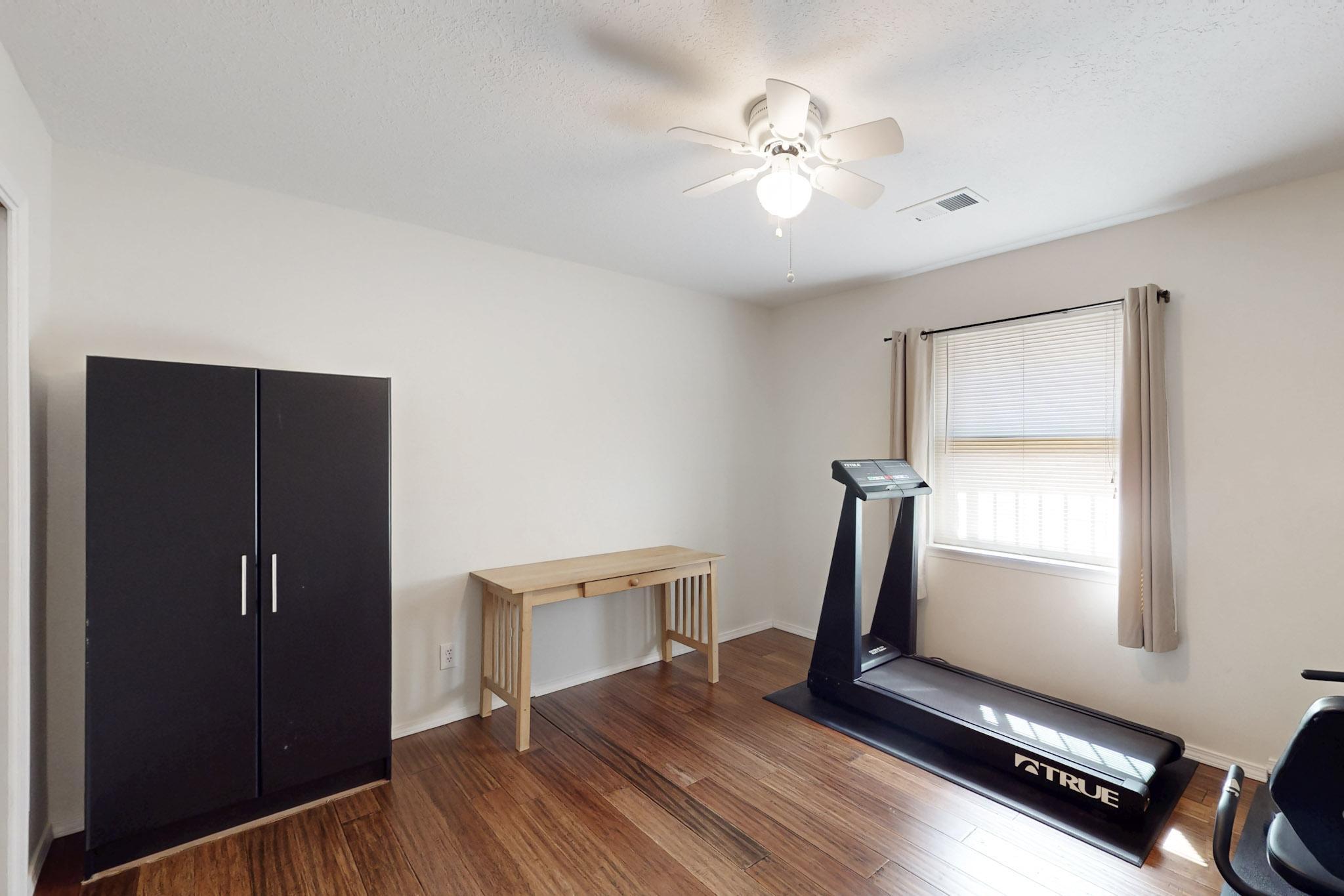 10 MOUNTAINAIR Road
