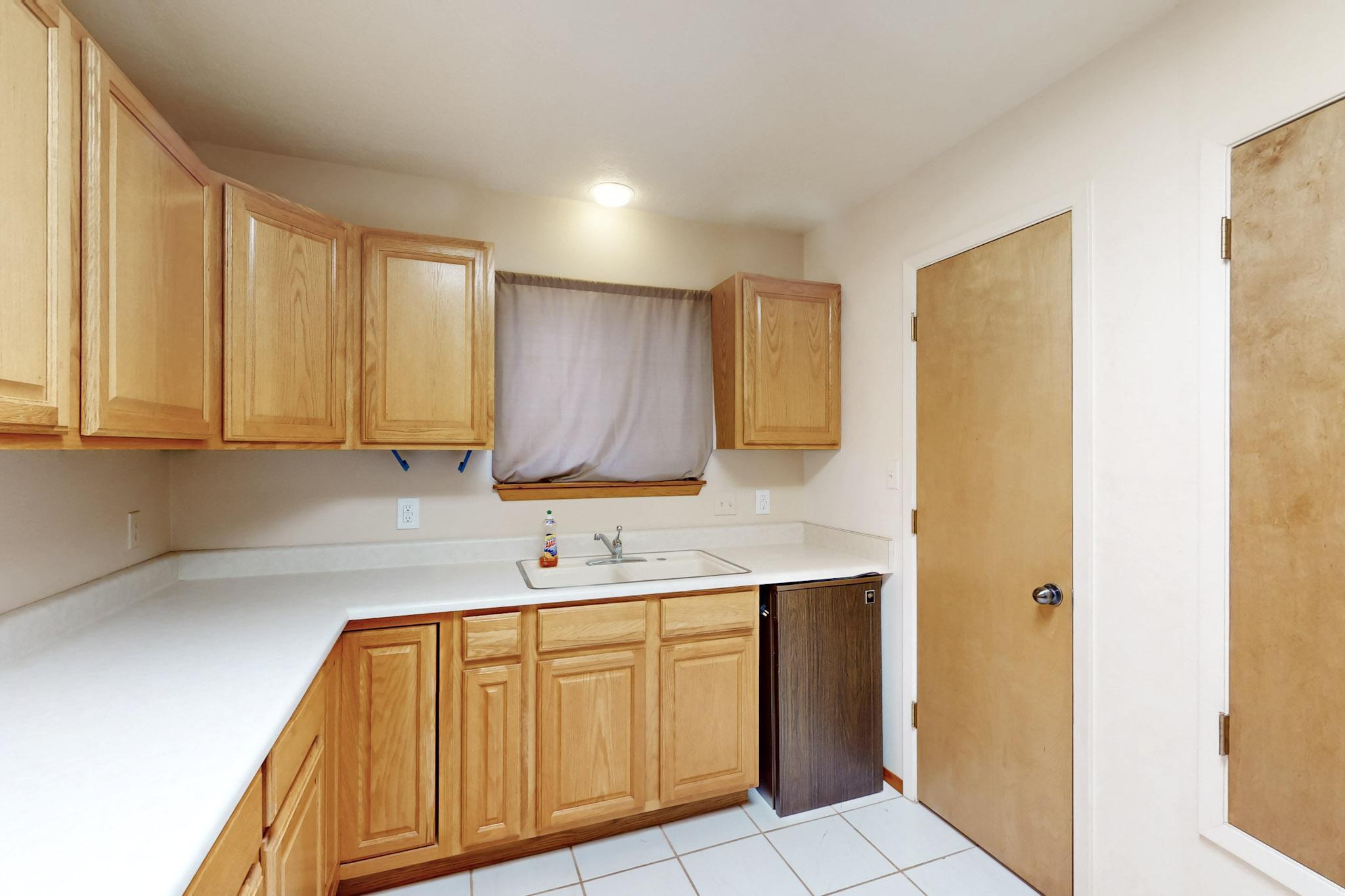 10 MOUNTAINAIR Road