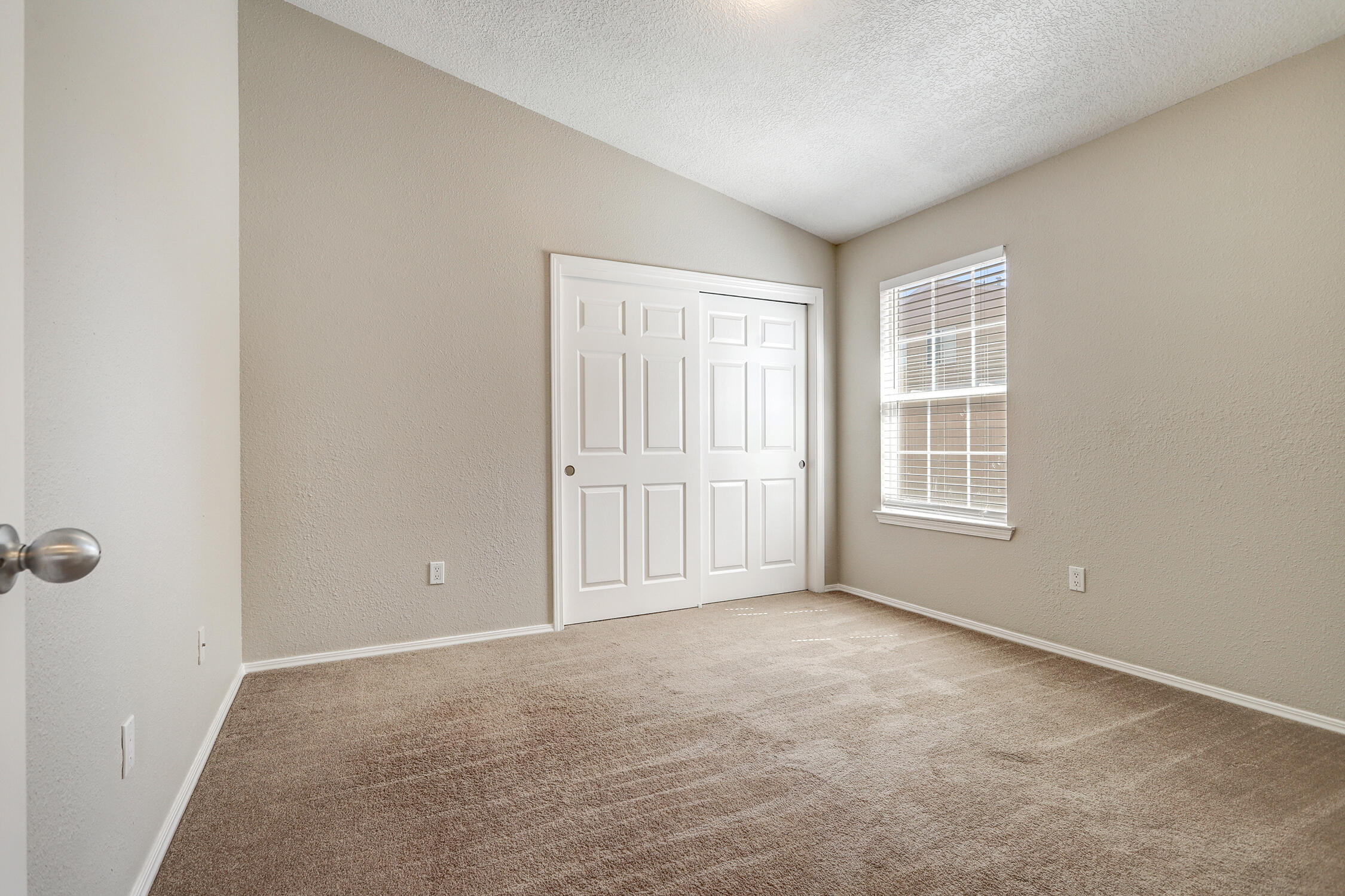 10300 COUNTRY MANOR Place NW