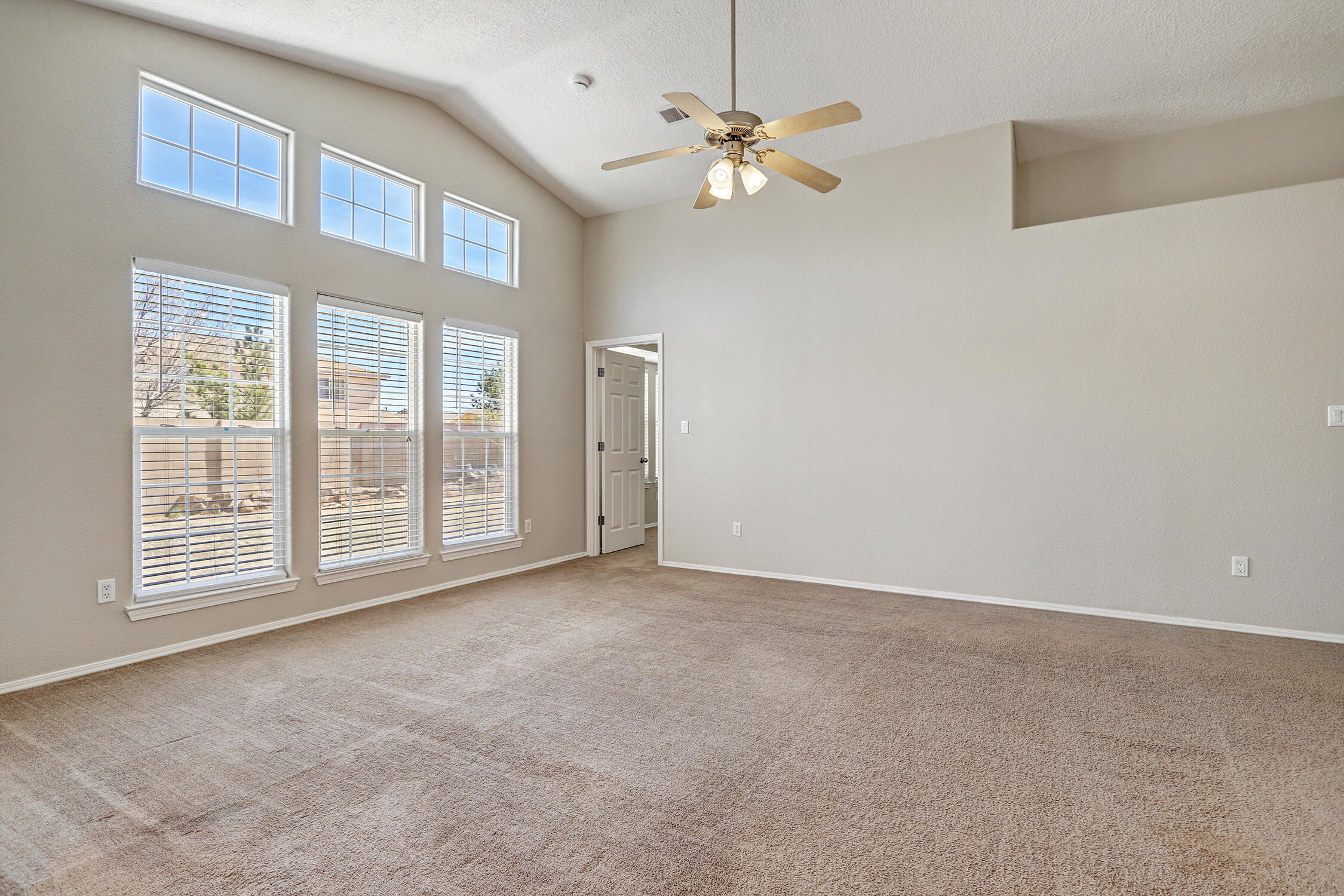 10300 COUNTRY MANOR Place NW