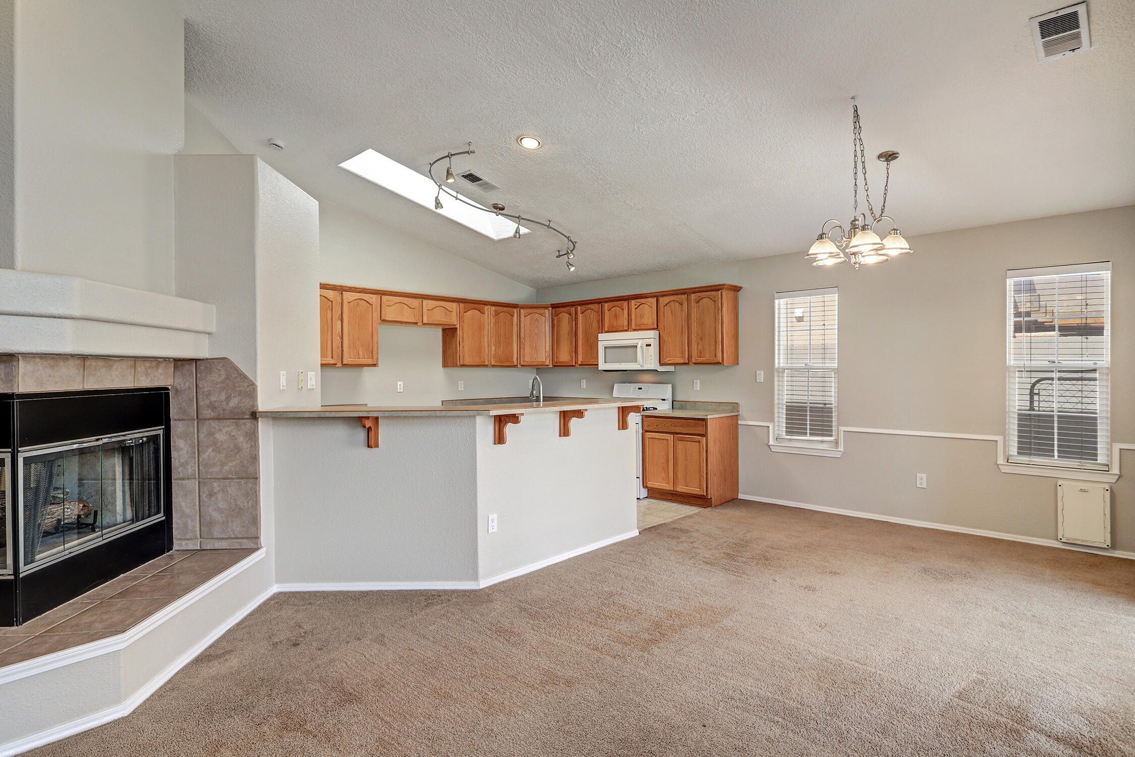 10300 COUNTRY MANOR Place NW