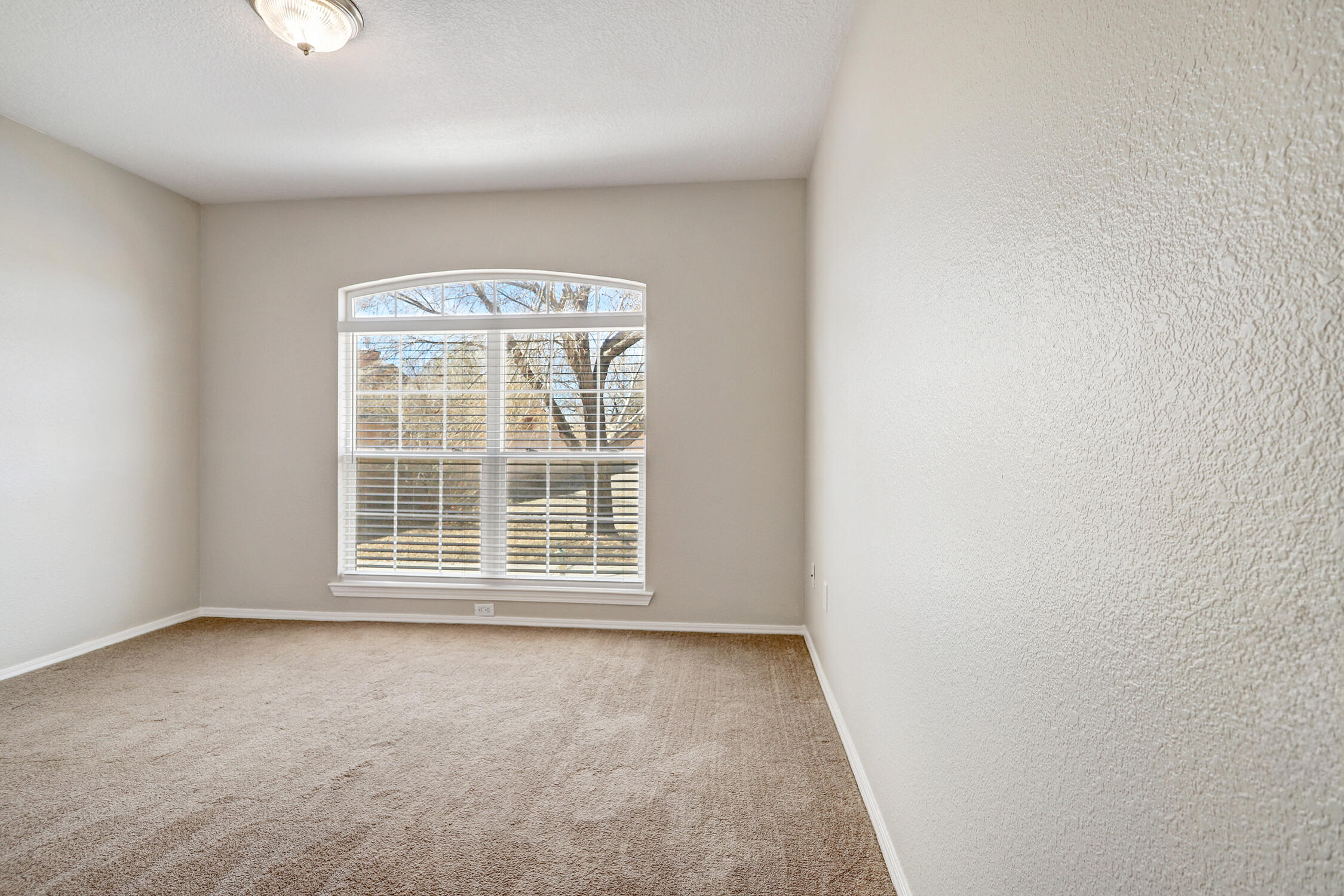 10300 COUNTRY MANOR Place NW