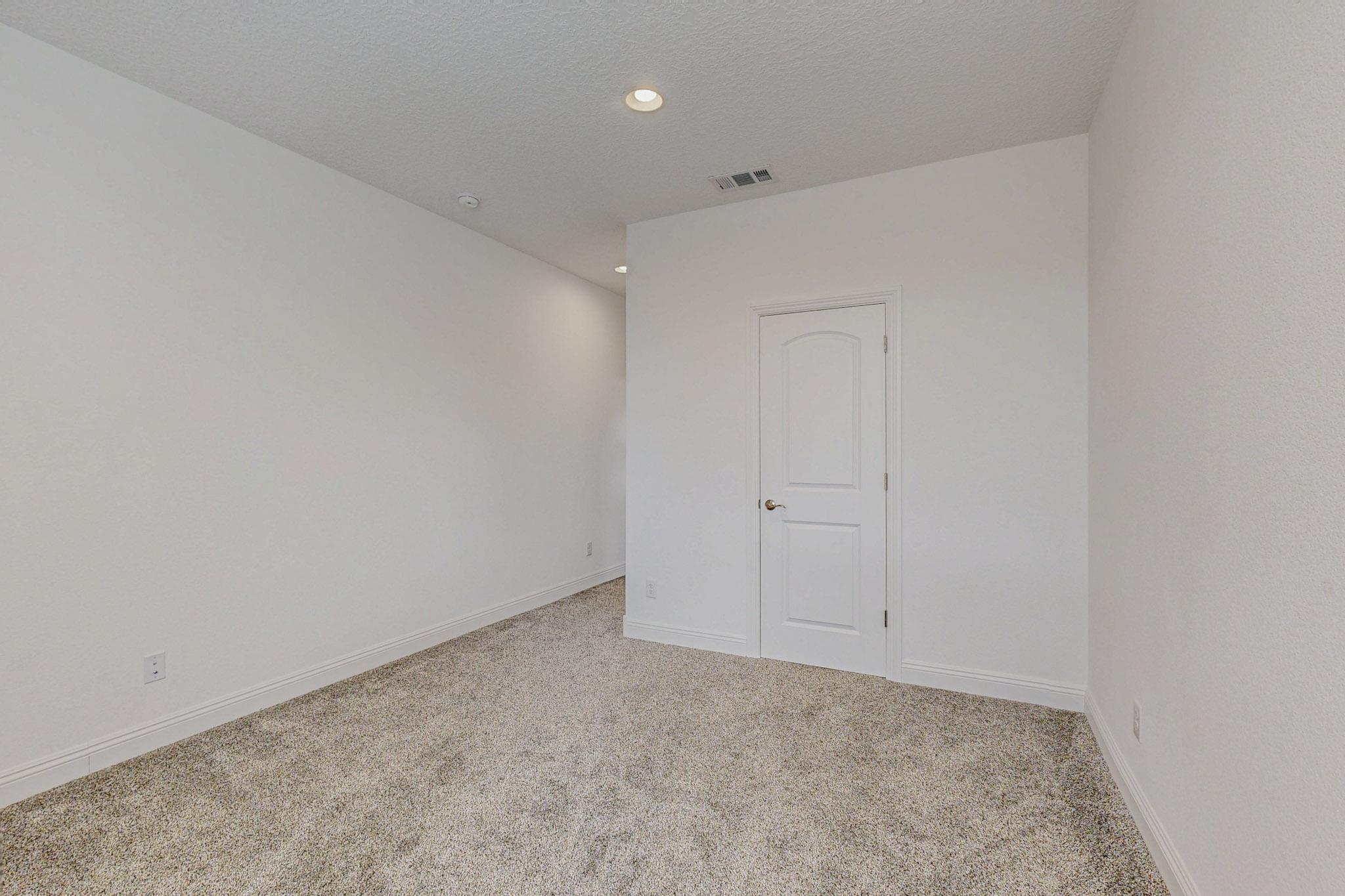 3108 YOLANDA Court NE