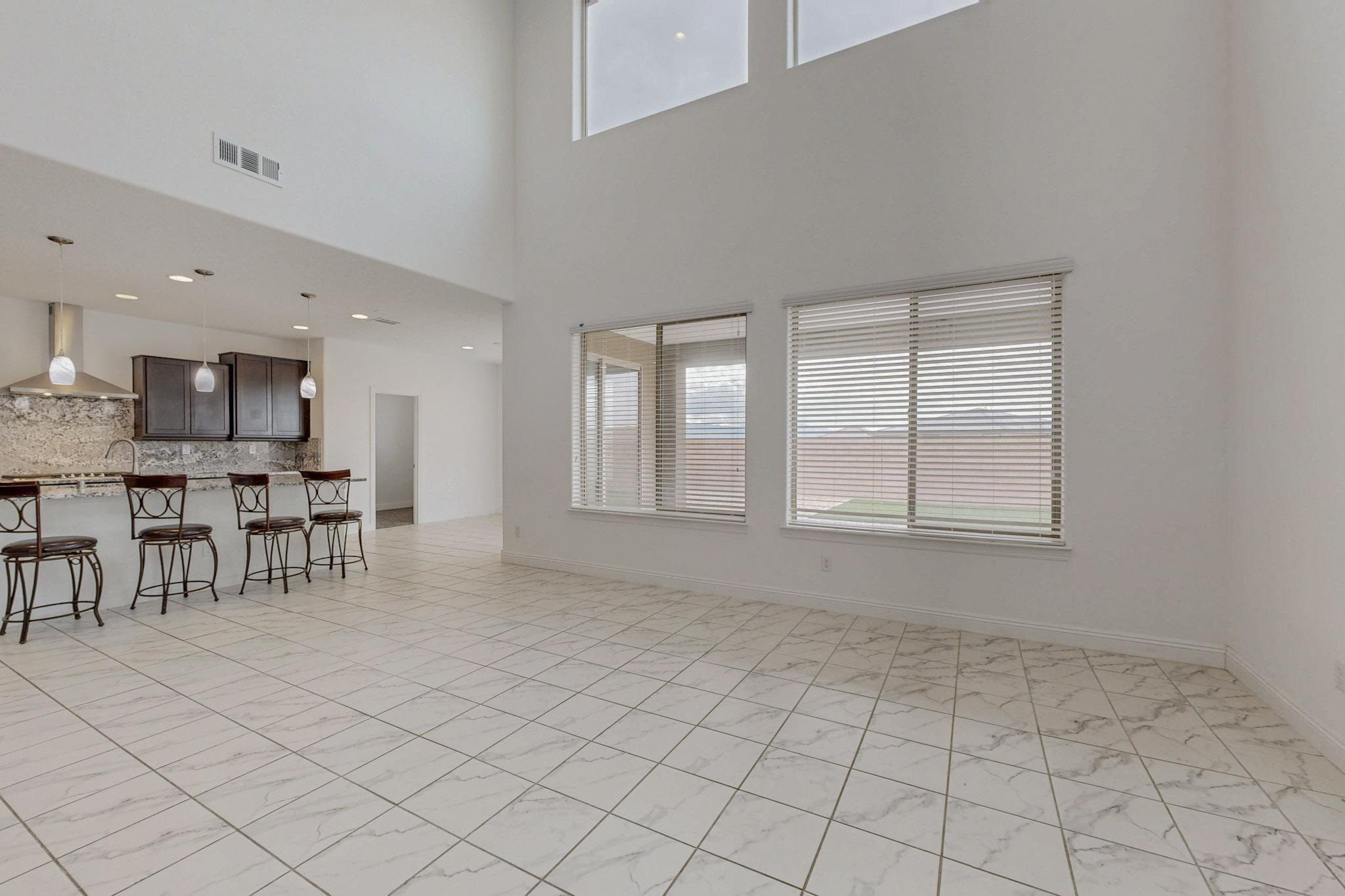 3108 YOLANDA Court NE