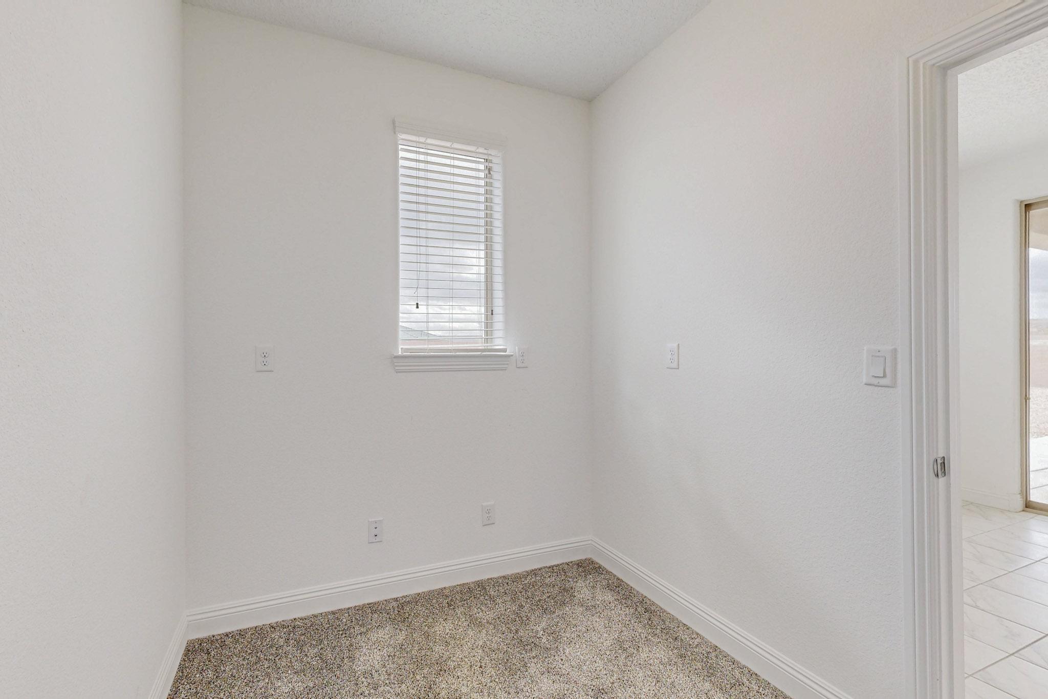 3108 YOLANDA Court NE