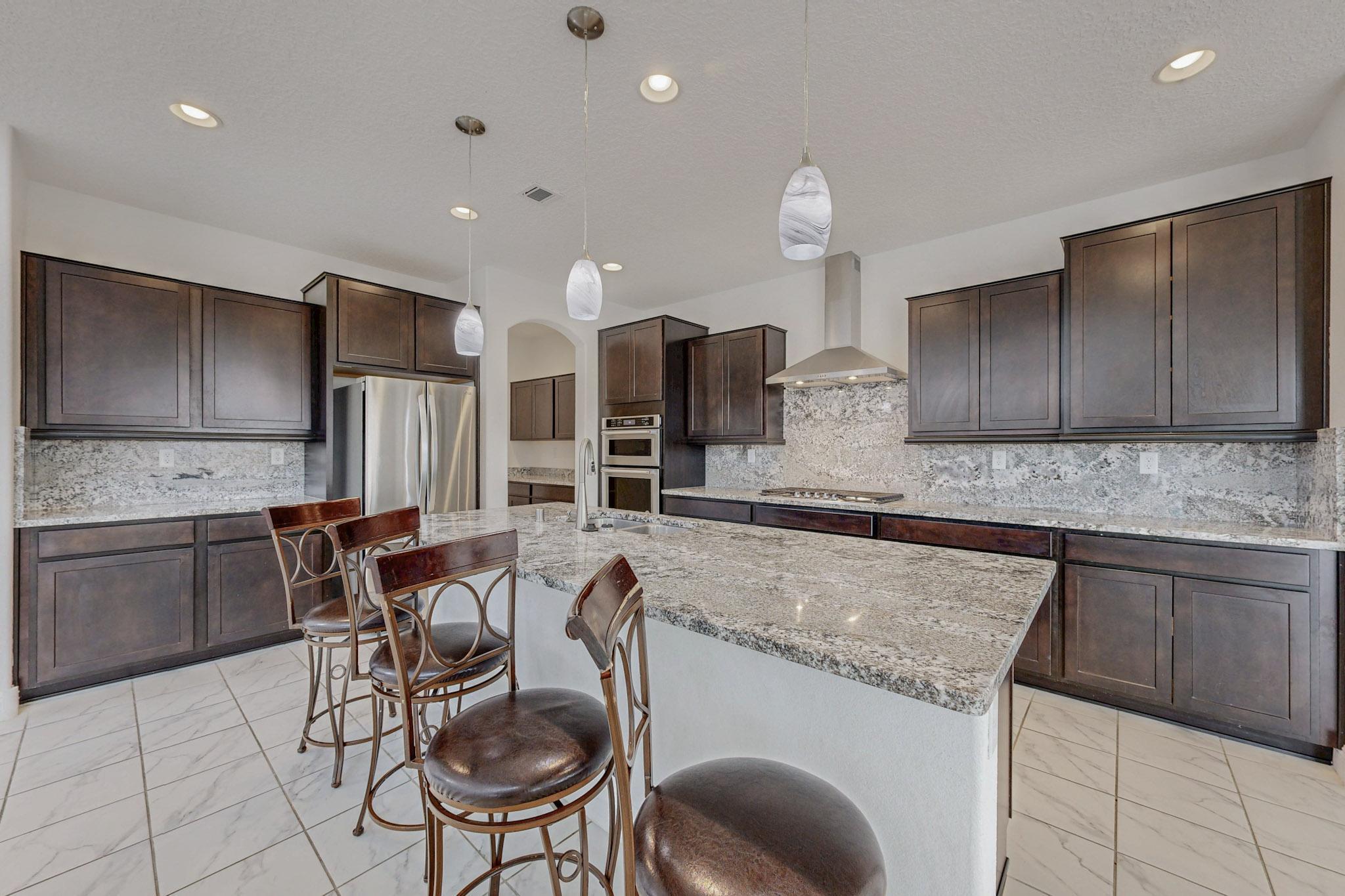 3108 YOLANDA Court NE