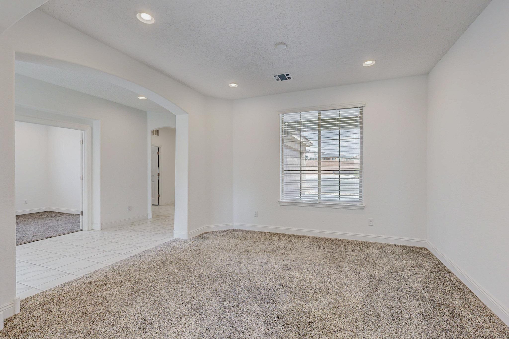 3108 YOLANDA Court NE